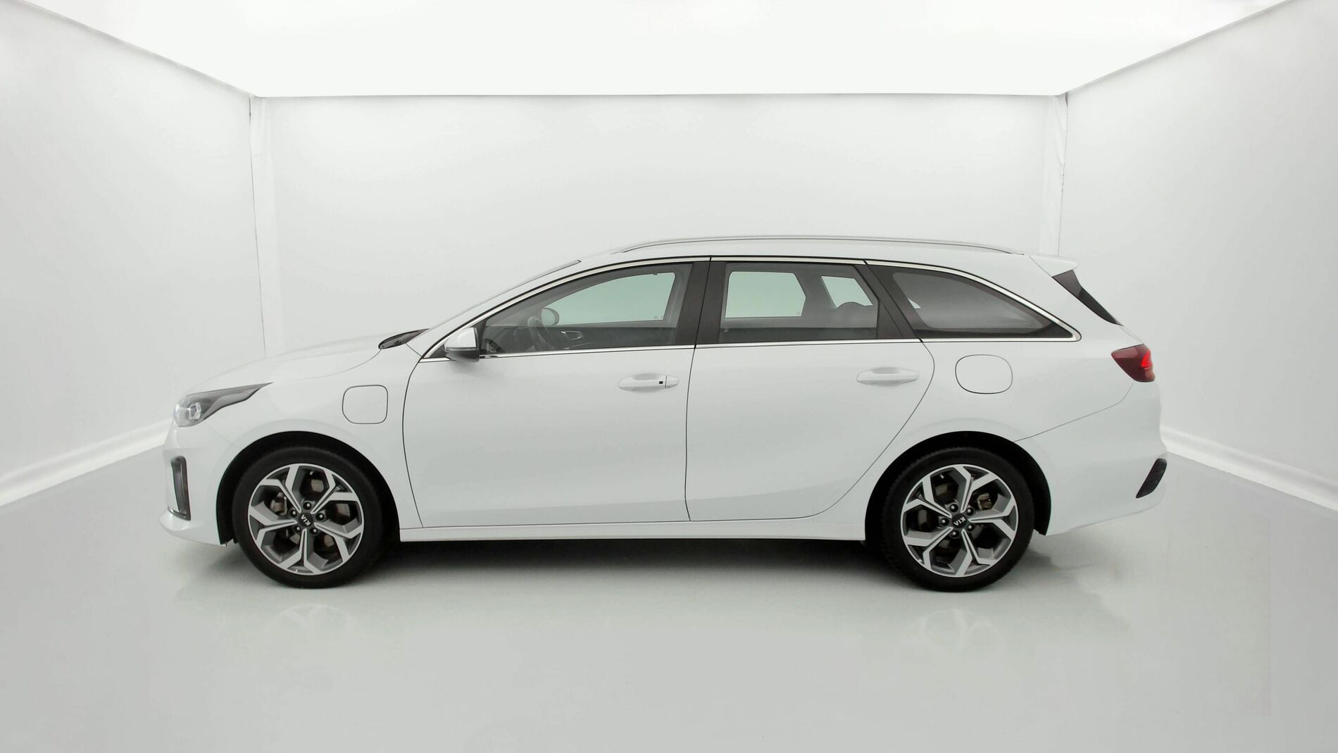 kia ceed tourer etech 1.6 PHEV 141 2021 infrarot 7