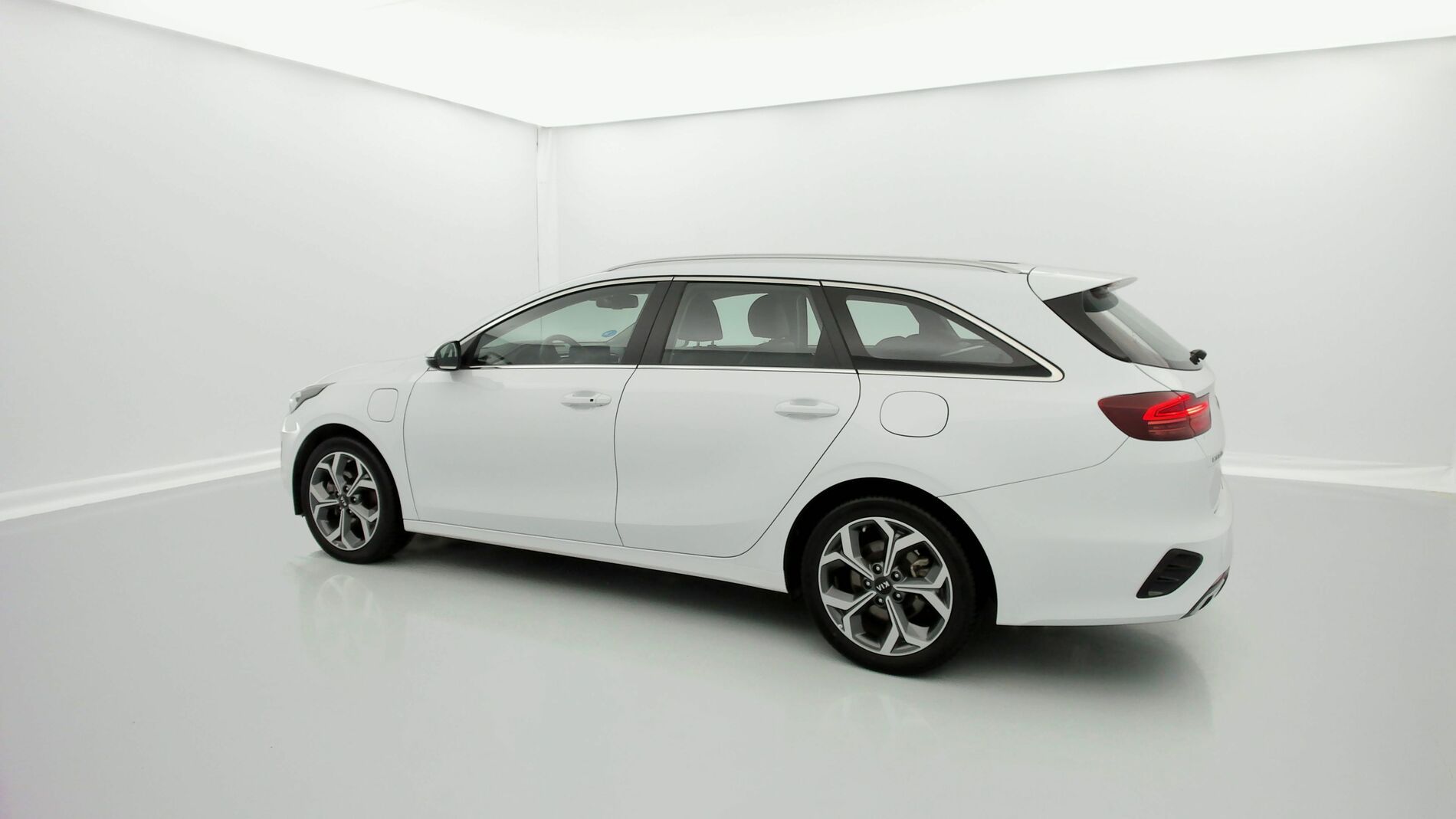 kia ceed tourer etech 1.6 PHEV 141 2021 infrarot 8