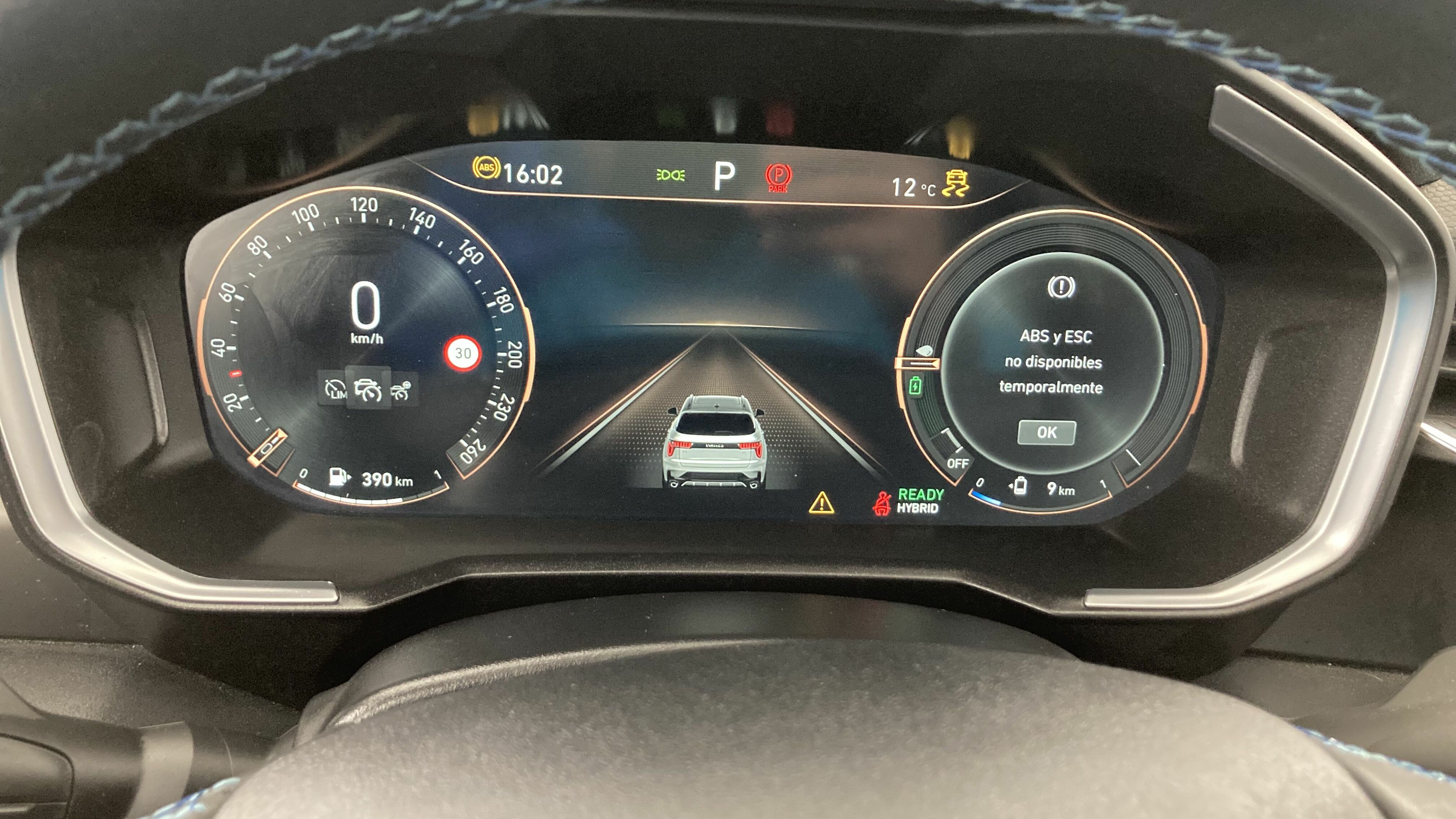 lynk&co 1 nv 1.5 PHEV 261 2022 blue 14