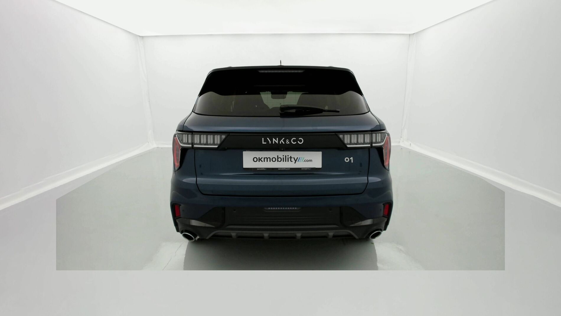 lynk&co 1 nv 1.5 PHEV 261 2022 blue 8