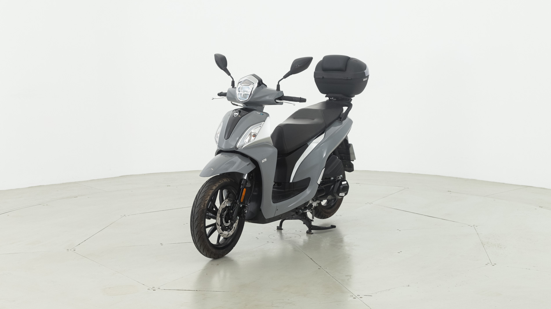 sym symphony st lc 125CC 2022 gris 1