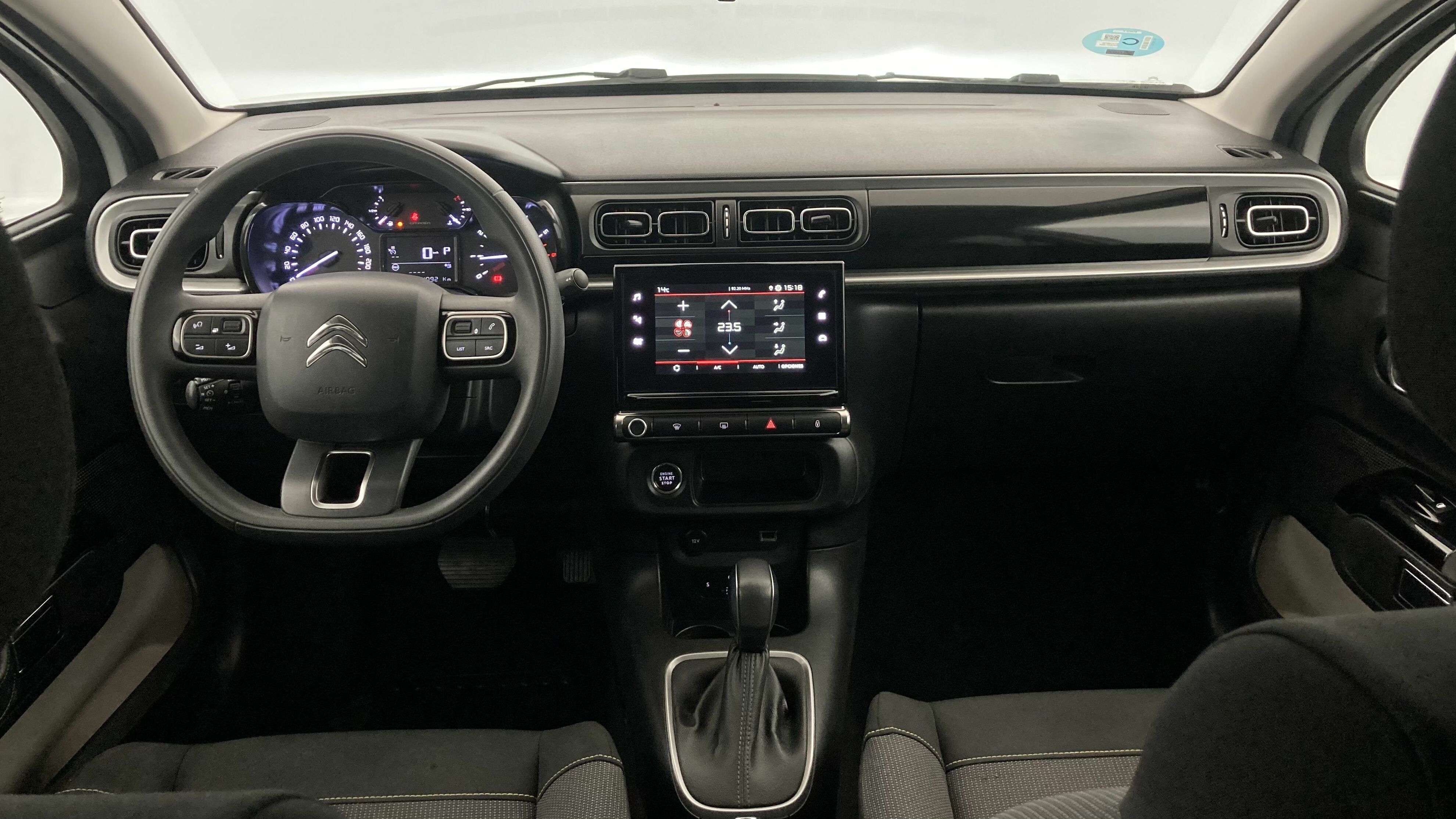 citroen c3 shine 1.2 PURETECH 110 EAT 2023 blanco banquise / negro 17