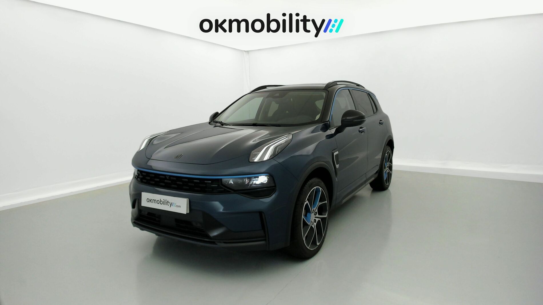 lynk&co 1 nv 1.5 PHEV 261 2022 blue 1
