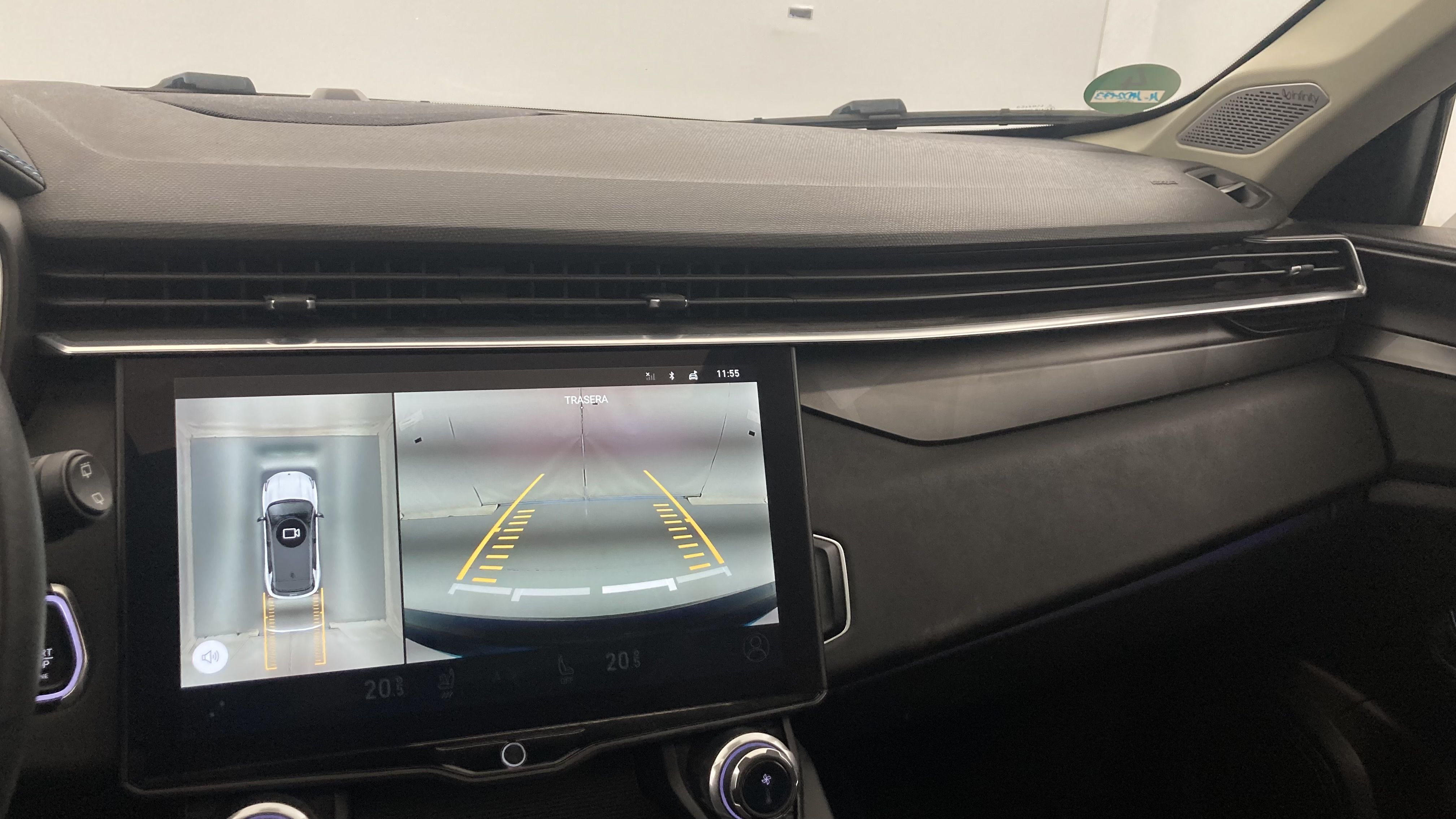 lynk&co 1 nv 1.5 PHEV 261 2022 blue 35