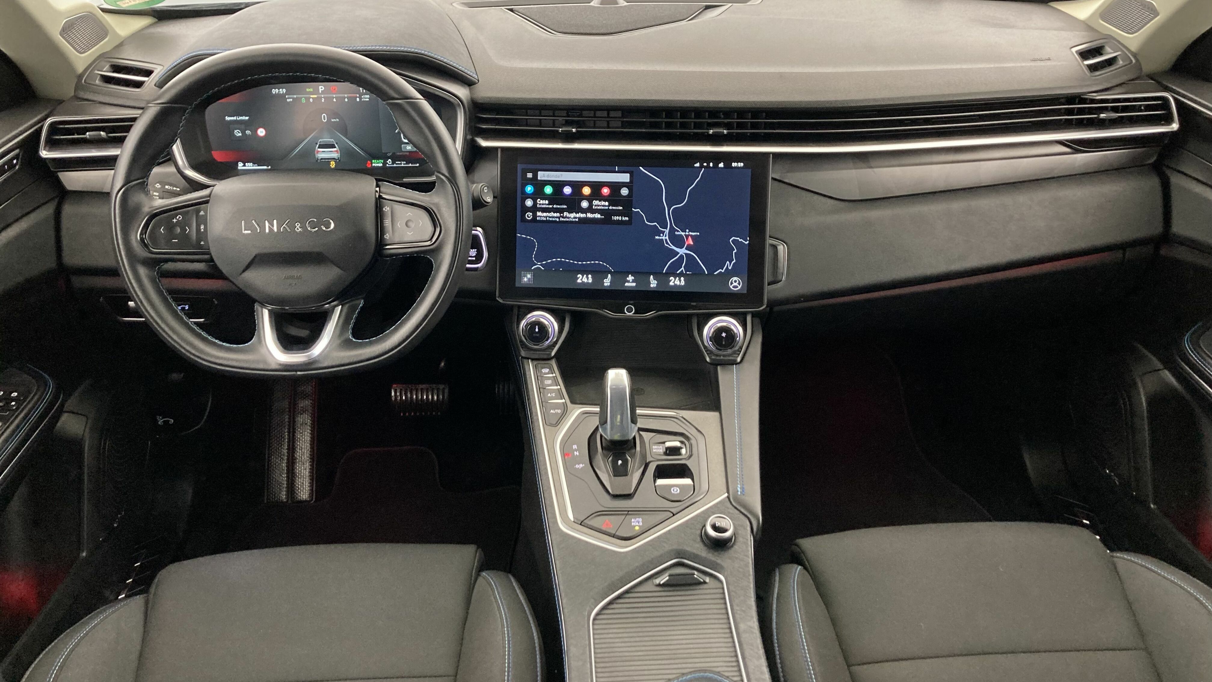 lynk&co 1 nv 1.5 PHEV 261 2022 blue 16