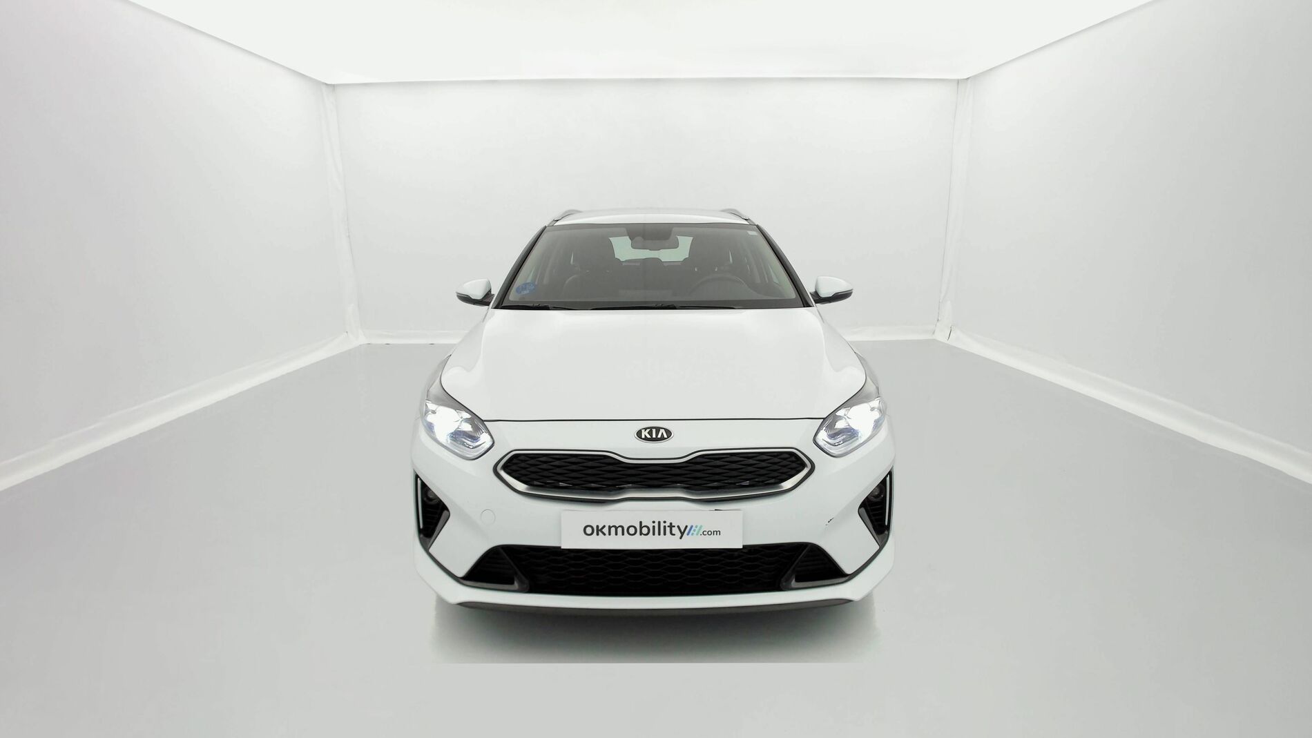kia ceed tourer etech 1.6 PHEV 141 2021 cararraweiss 4