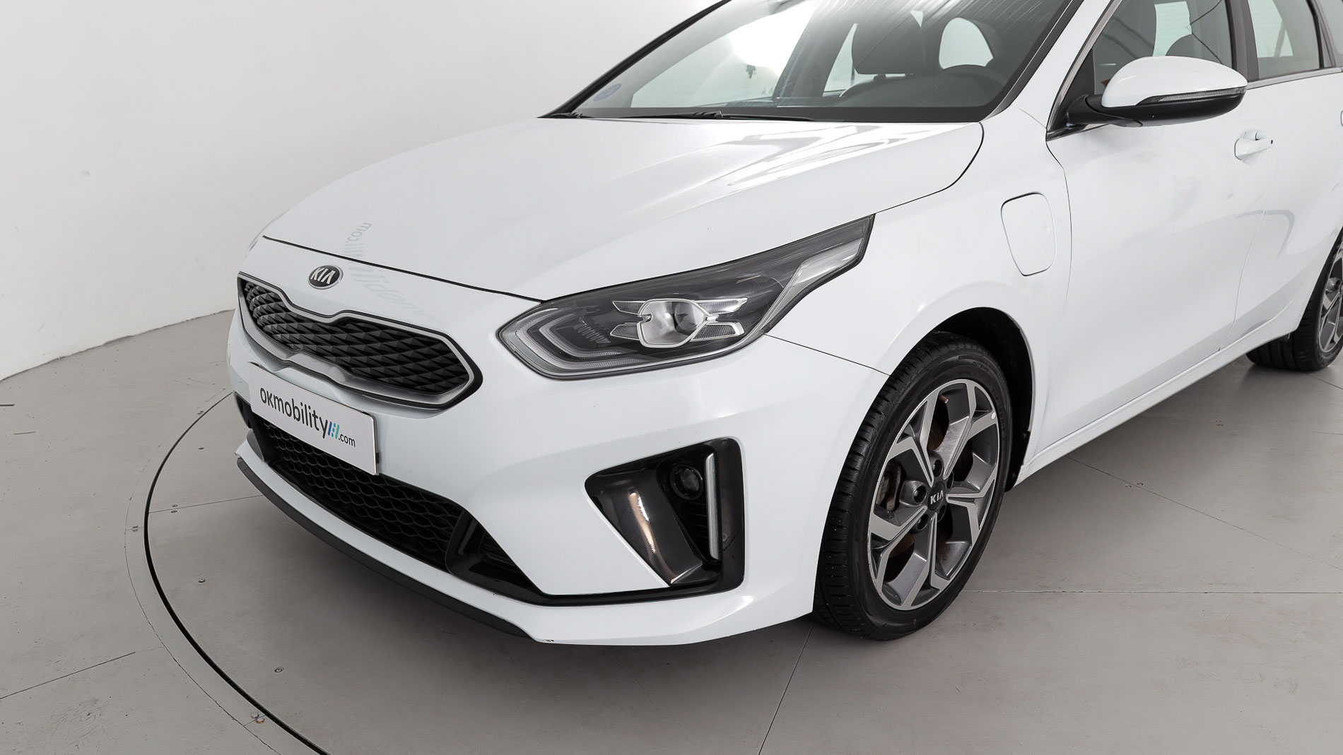kia ceed tourer etech 1.6 PHEV 141 2021 cararraweiss 28