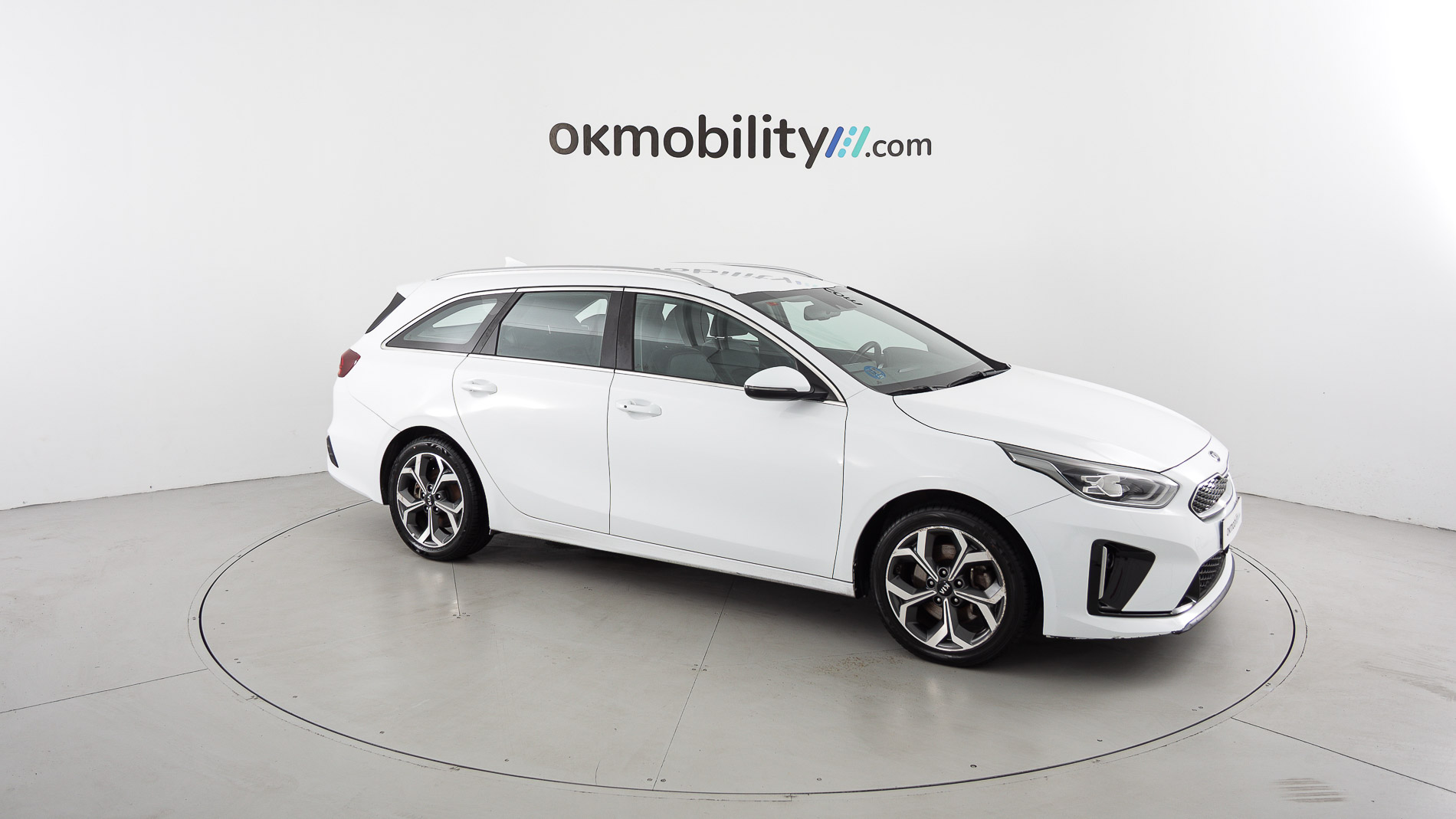 kia ceed tourer etech 1.6 PHEV 141 2021 cararraweiss 3