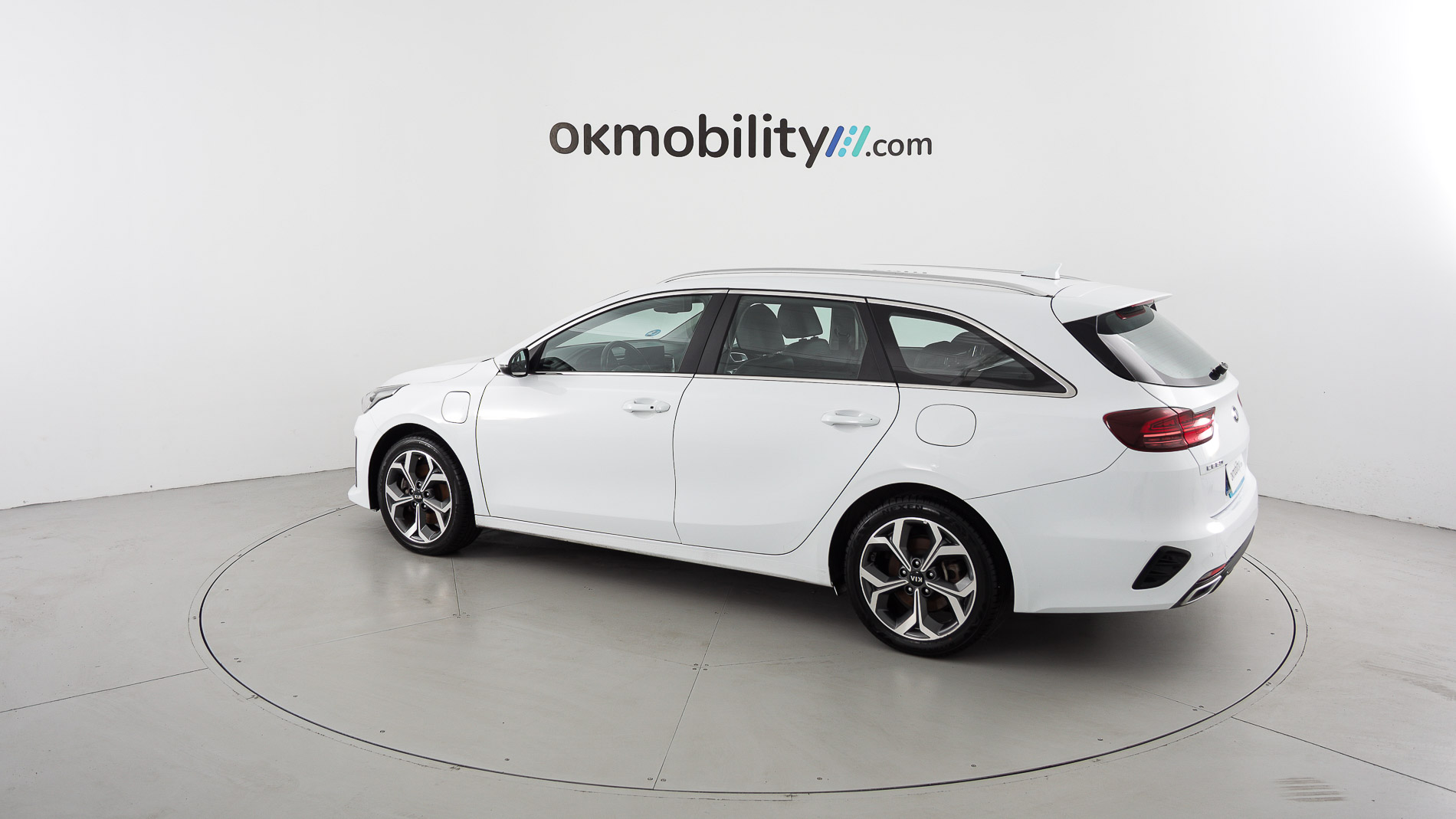 kia ceed tourer etech 1.6 PHEV 141 2021 cararraweiss 9