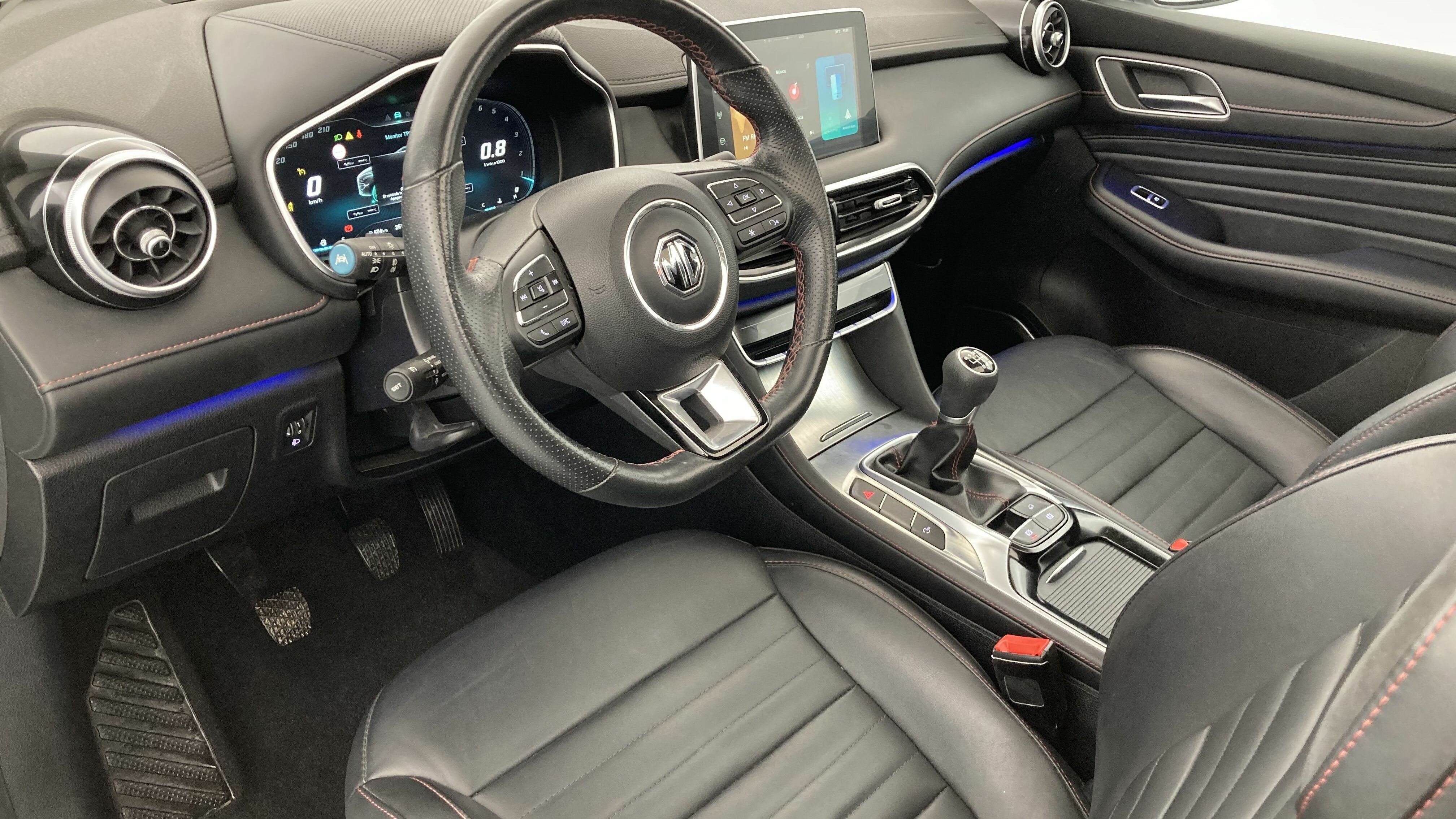 mg hs luxury 1.5 T-GDI 162 2023 dover white 16
