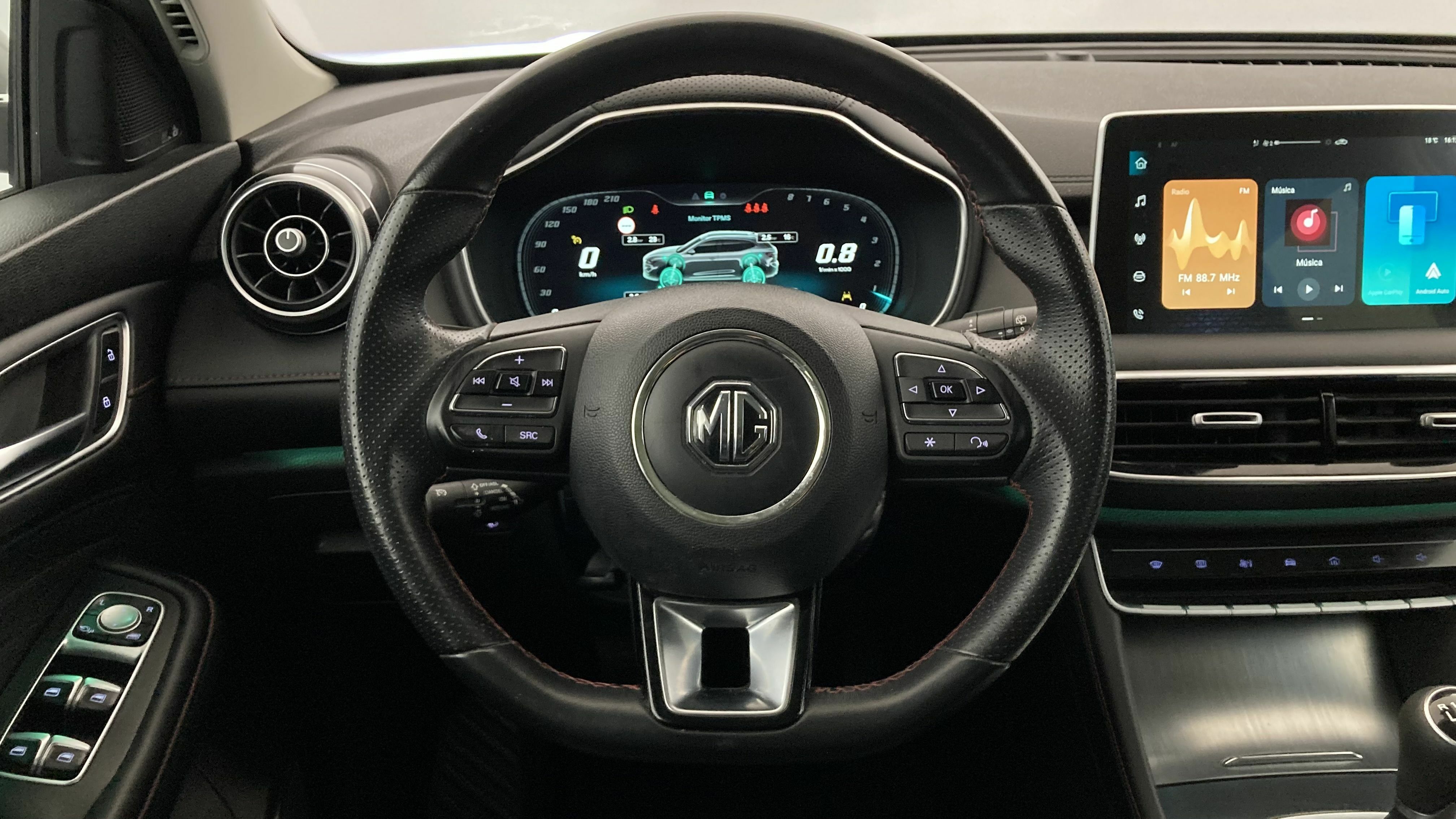 mg hs luxury 1.5 T-GDI 162 2023 silver 17