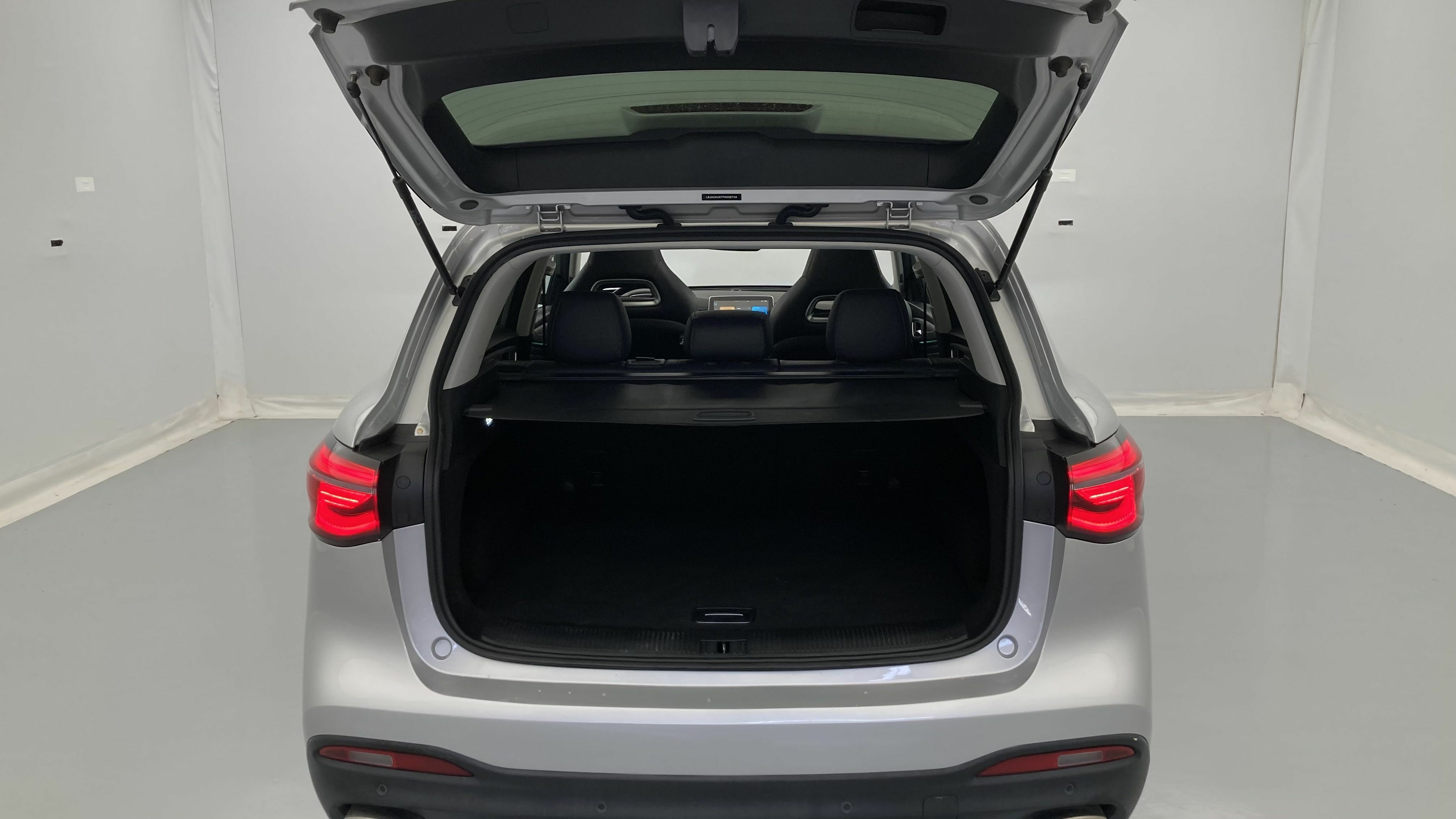 mg hs luxury 1.5 T-GDI 162 2023 silver 24