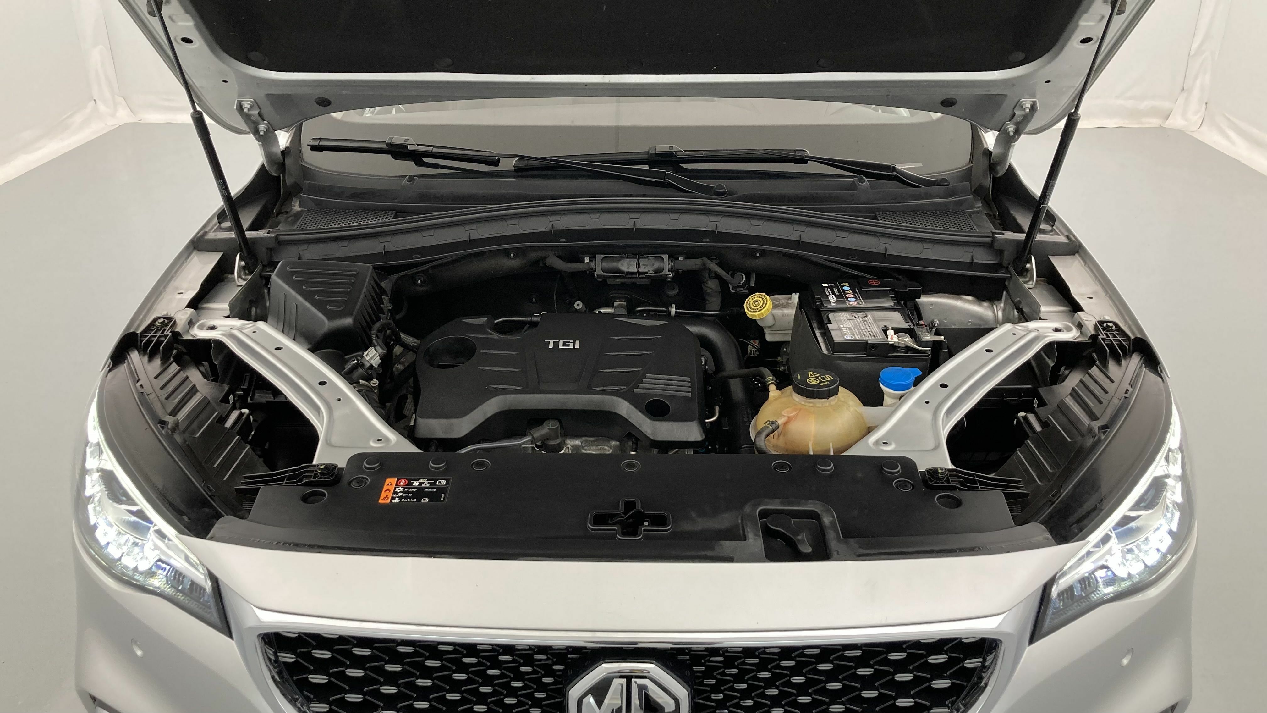 mg hs luxury 1.5 T-GDI 162 2023 silver 25