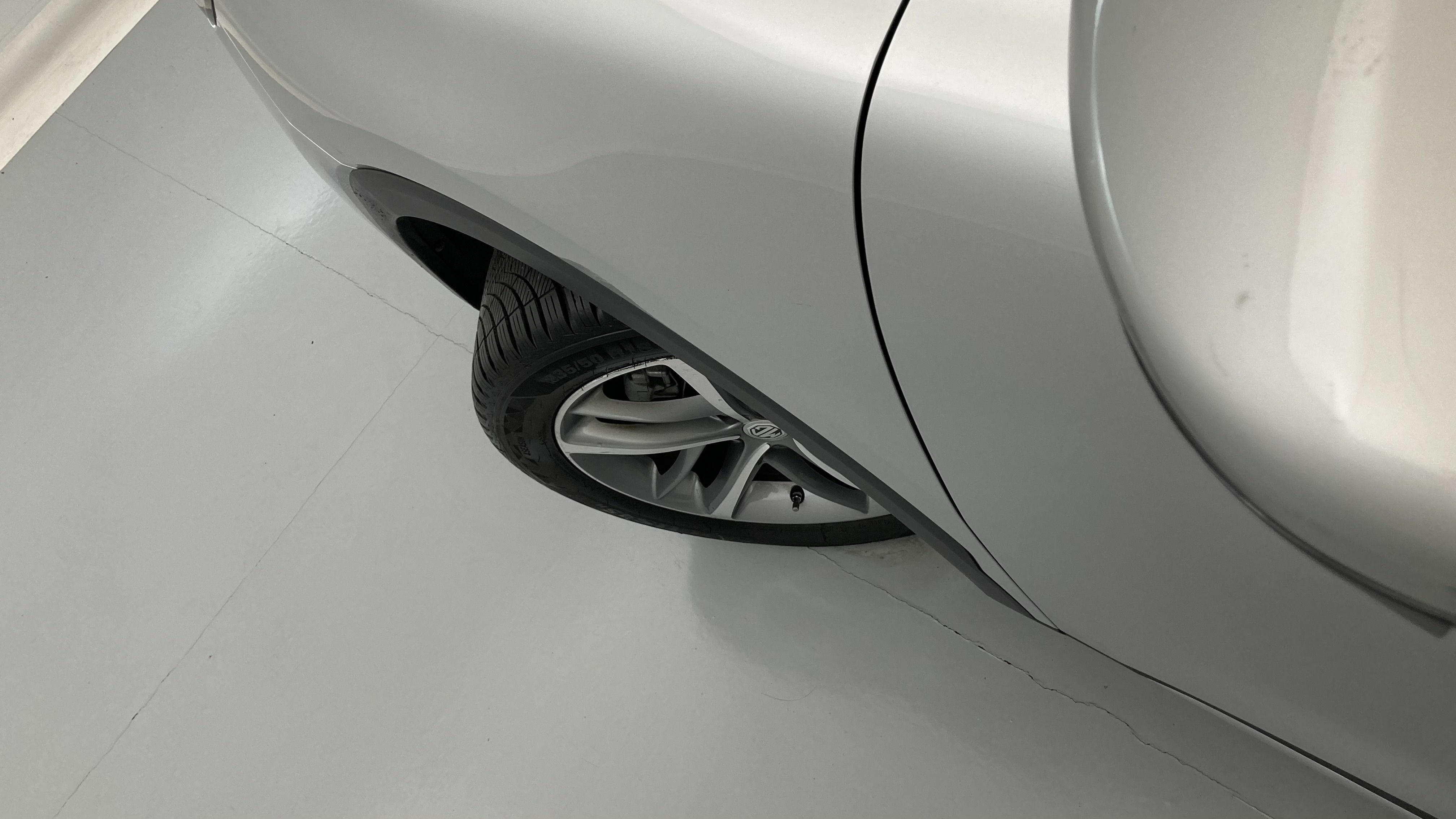 mg hs luxury 1.5 T-GDI 162 2023 silver 28