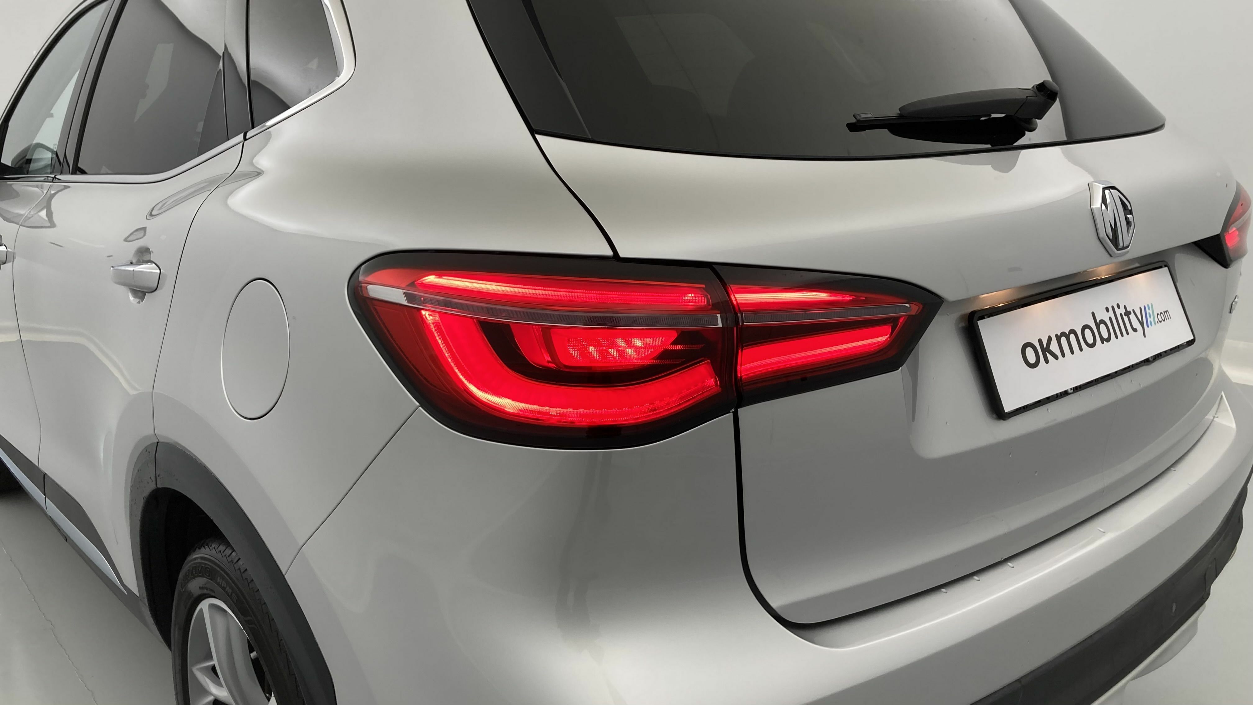 mg hs luxury 1.5 T-GDI 162 2023 silver 30