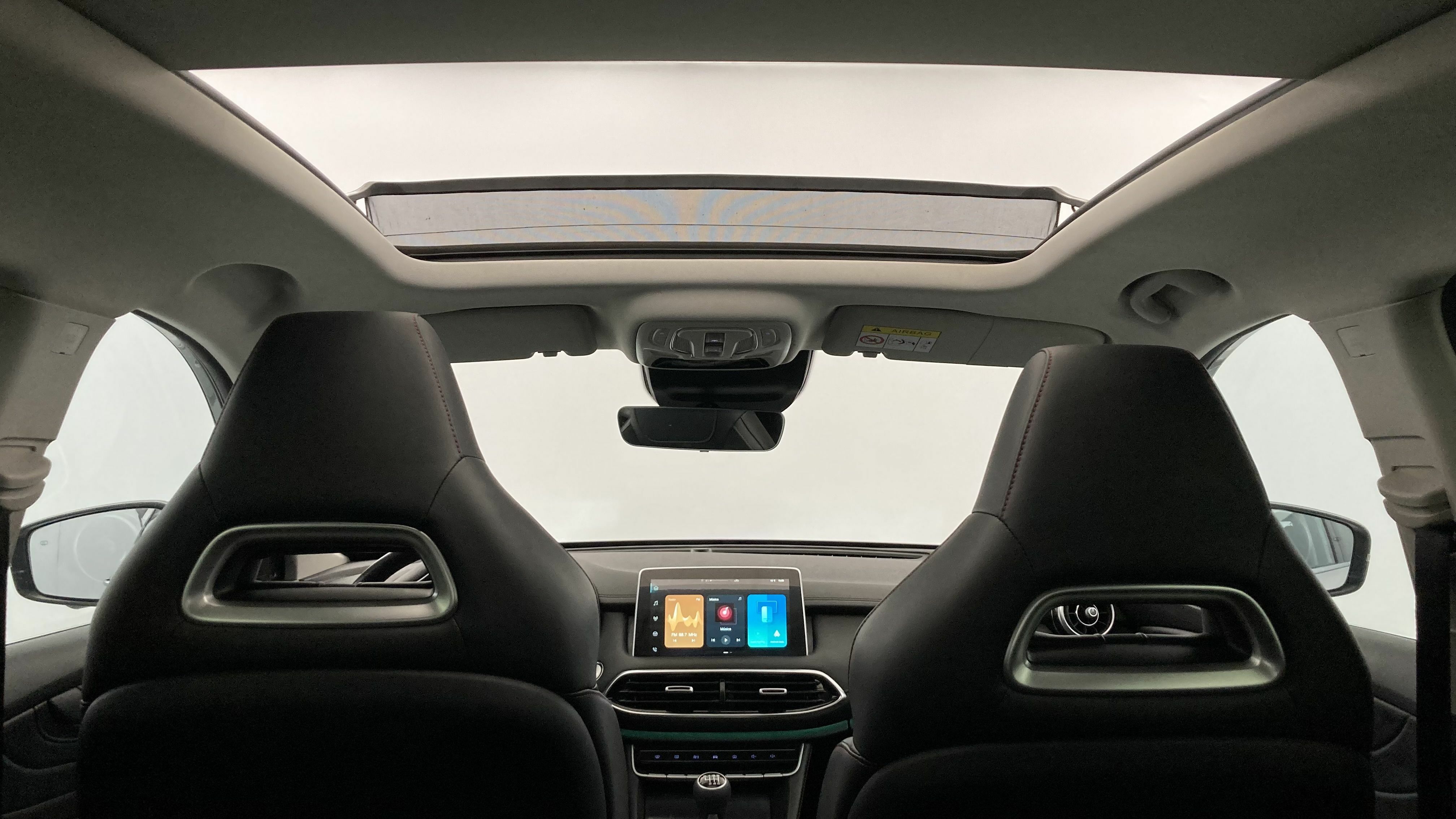 mg hs luxury 1.5 T-GDI 162 2023 silver 39