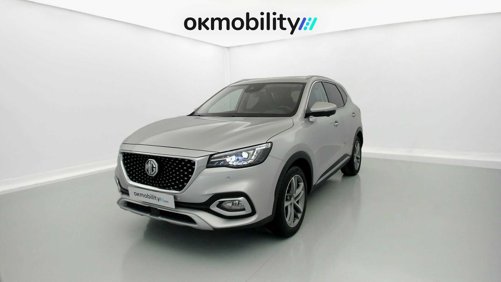 mg hs luxury 1.5 T-GDI 162 2023 silver 1