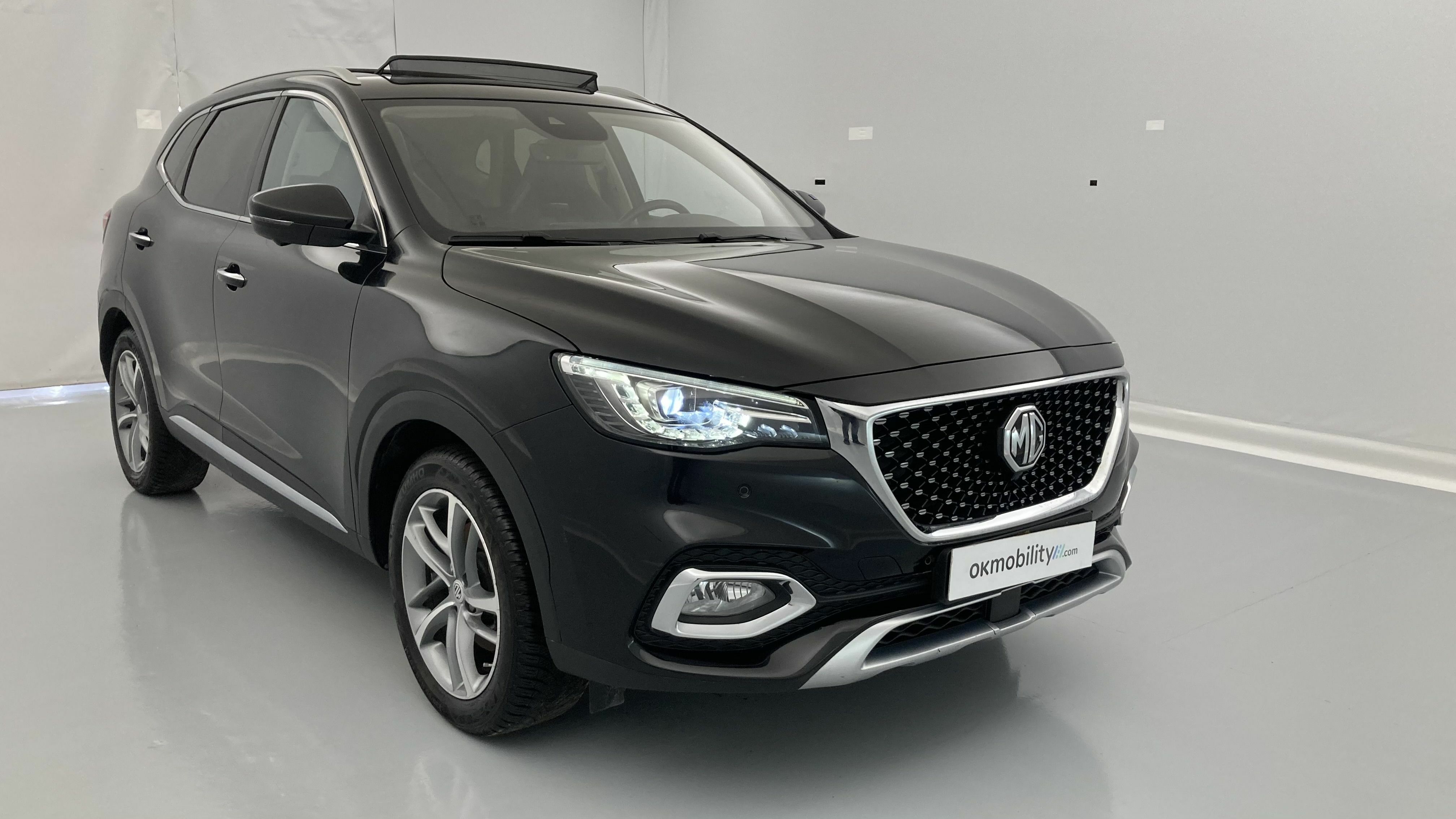 mg hs luxury 1.5 T-GDI 162 2023 black 23