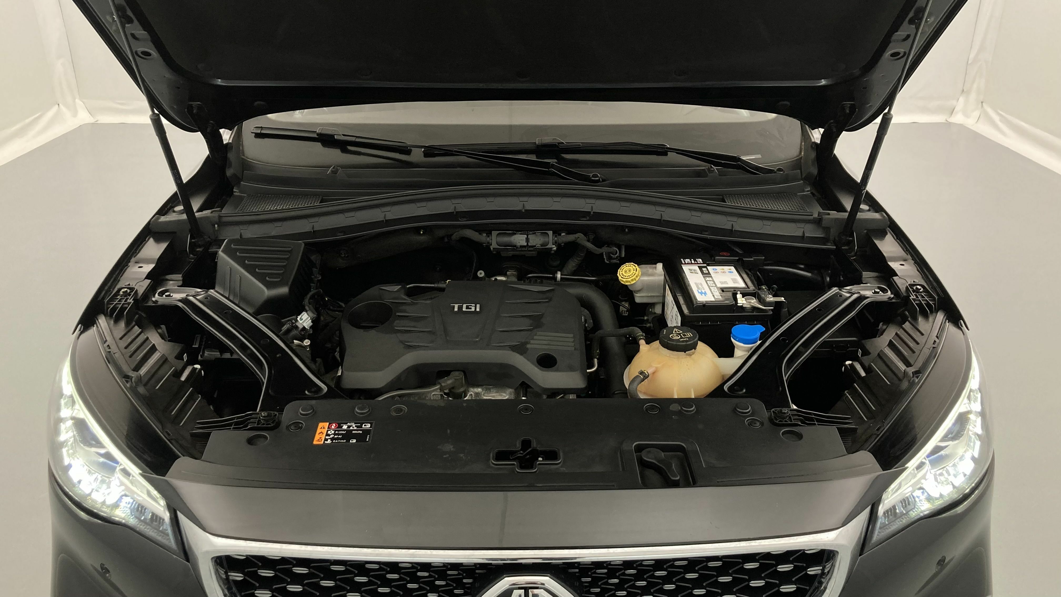 mg hs luxury 1.5 T-GDI 162 2023 black 25