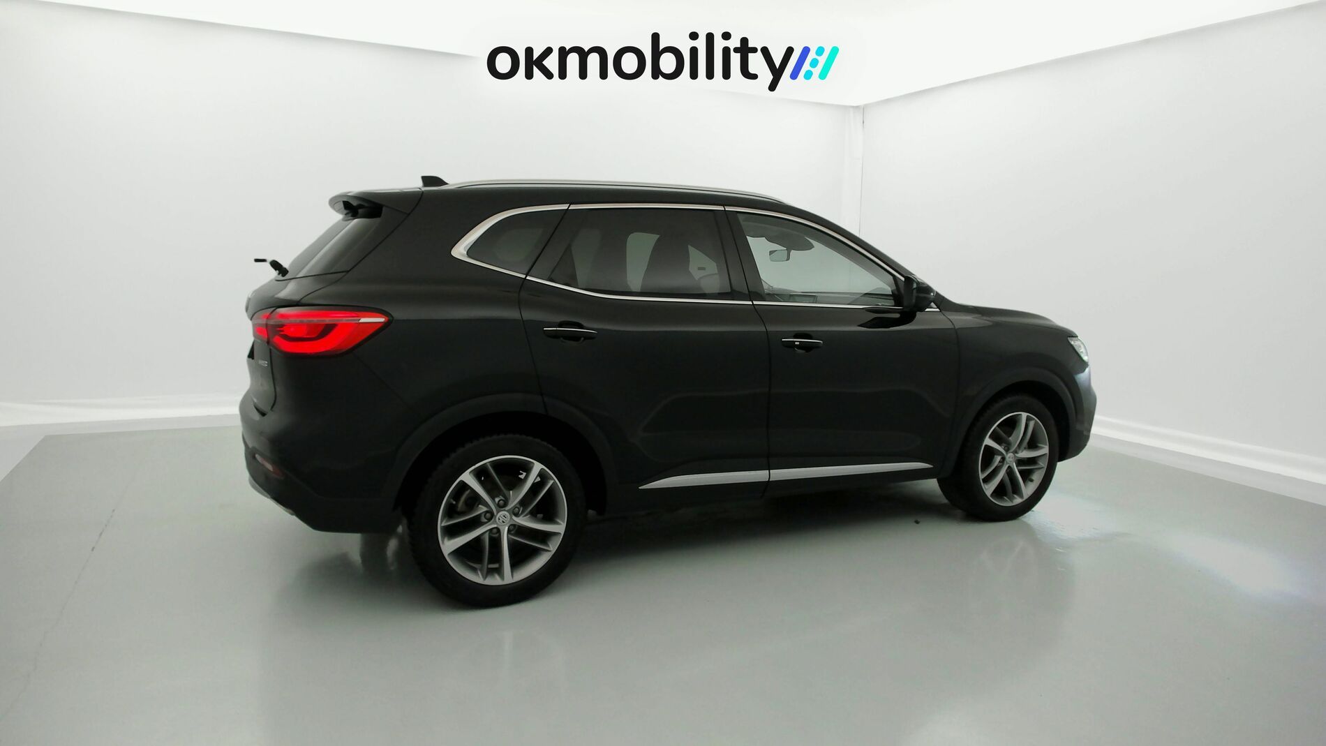 mg hs luxury 1.5 T-GDI 162 2023 black 12