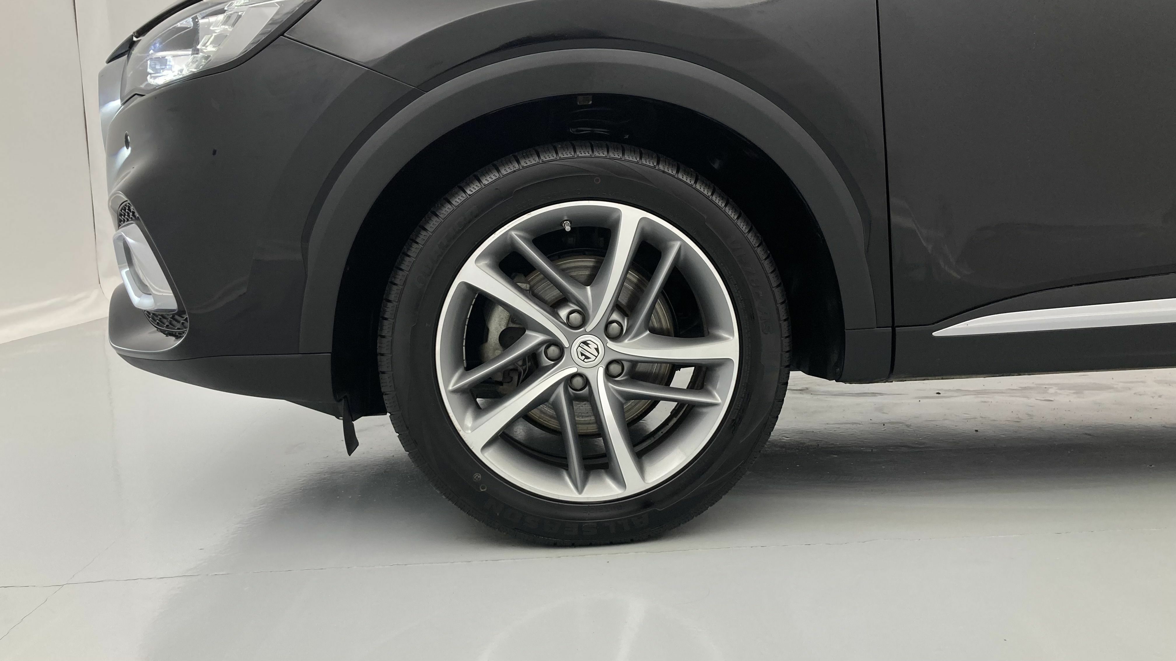 mg hs luxury 1.5 T-GDI 162 2023 black 27