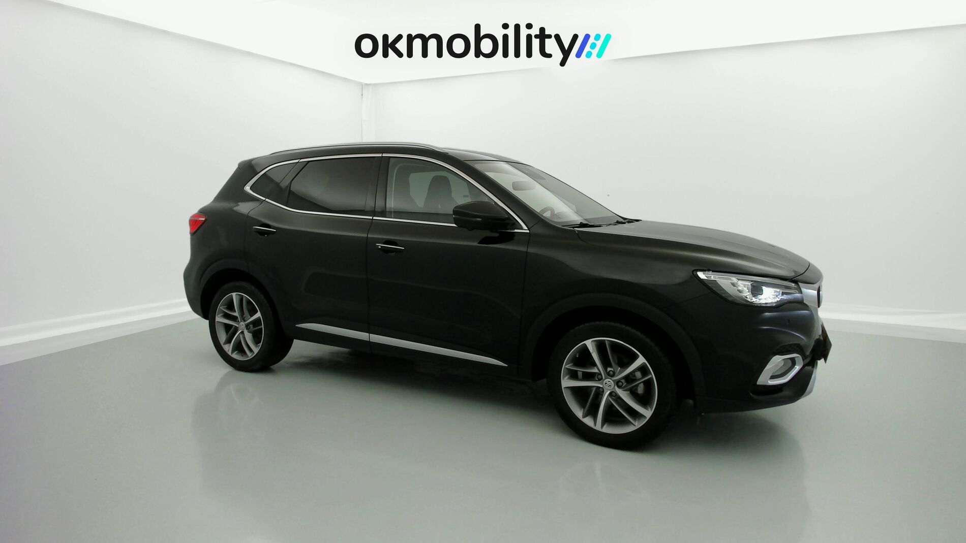 mg hs luxury 1.5 T-GDI 162 2023 black 2