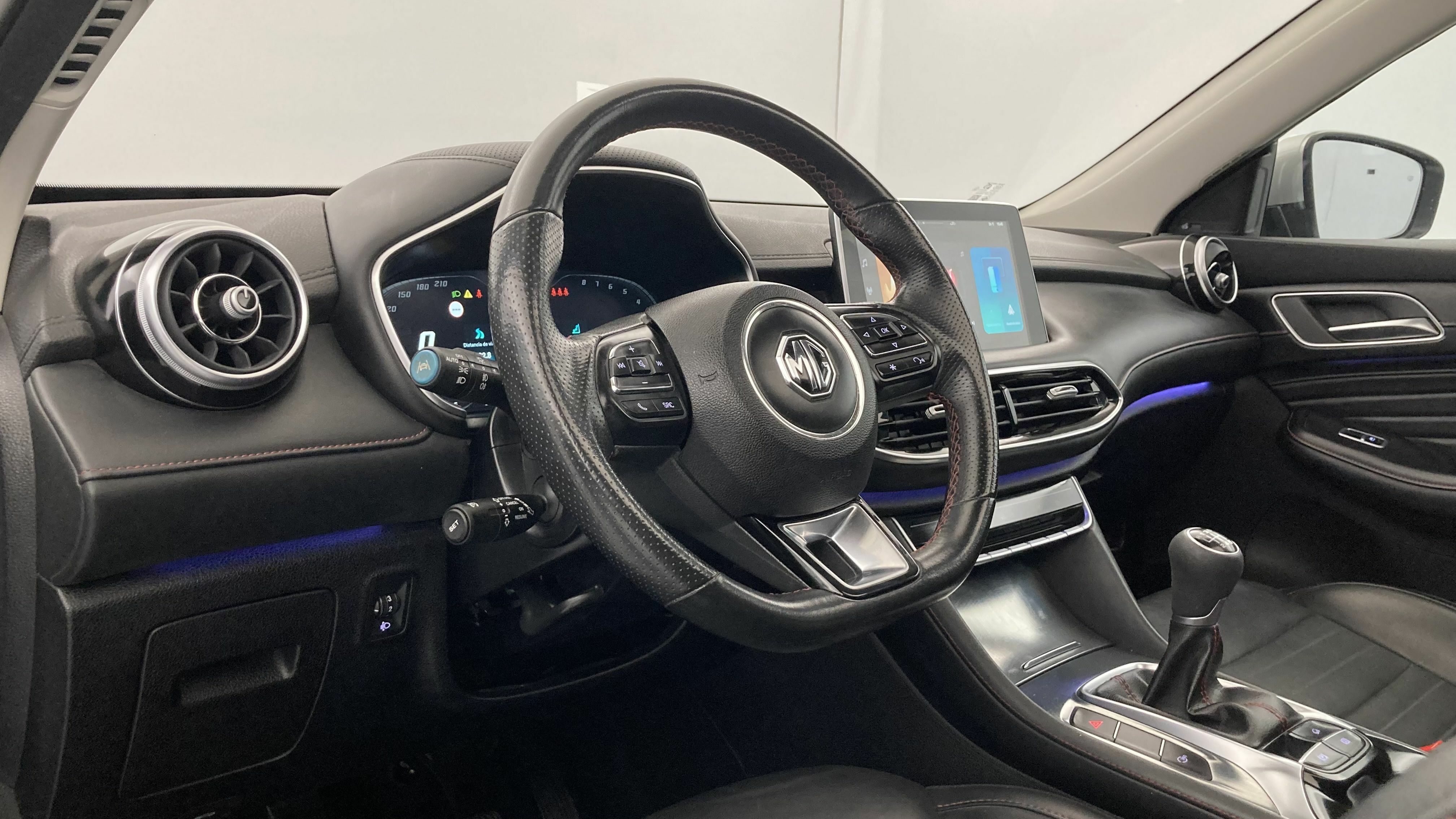 mg hs luxury 1.5 T-GDI 162 2023 silver 14