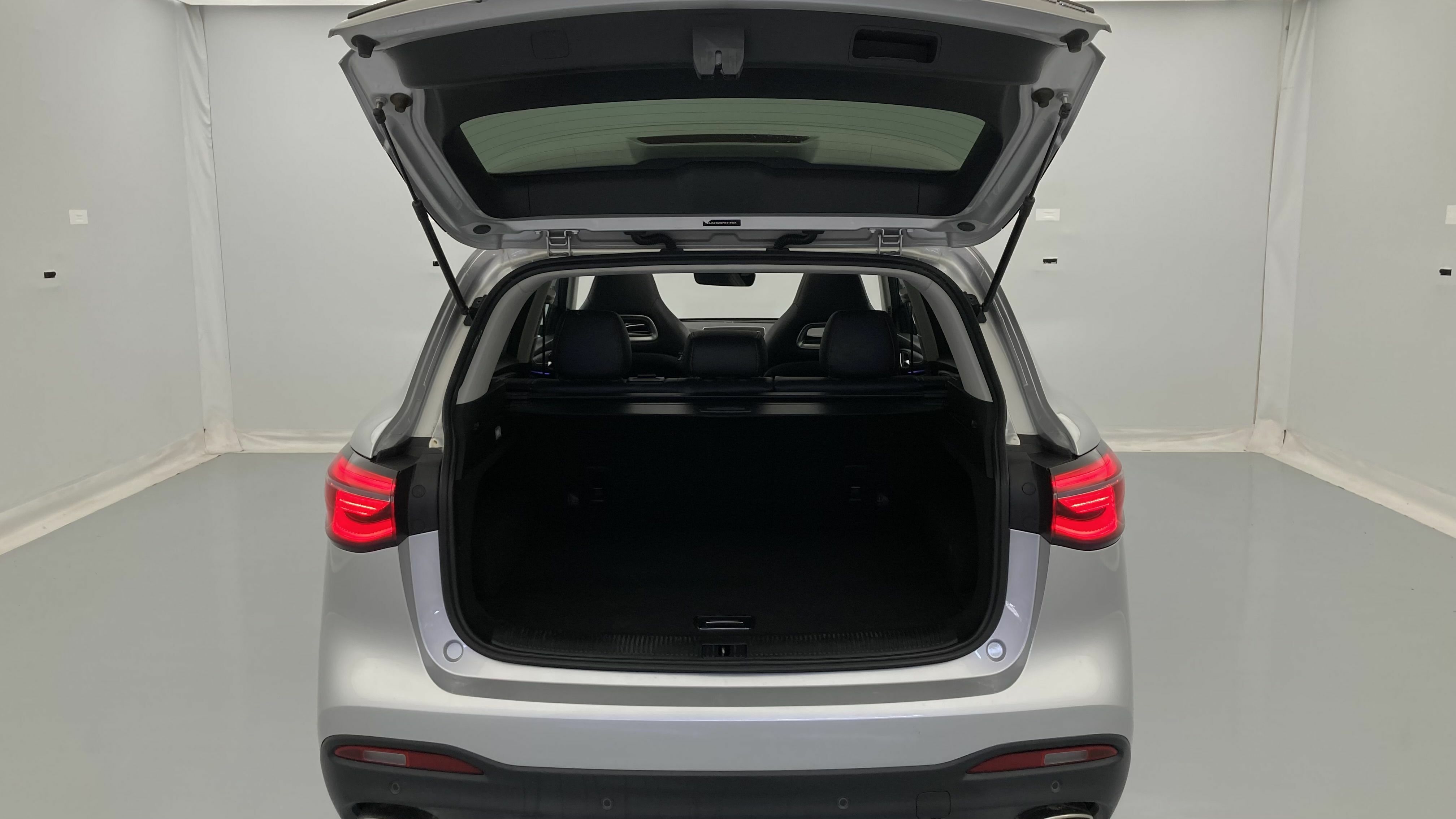 mg hs luxury 1.5 T-GDI 162 2023 silver 23