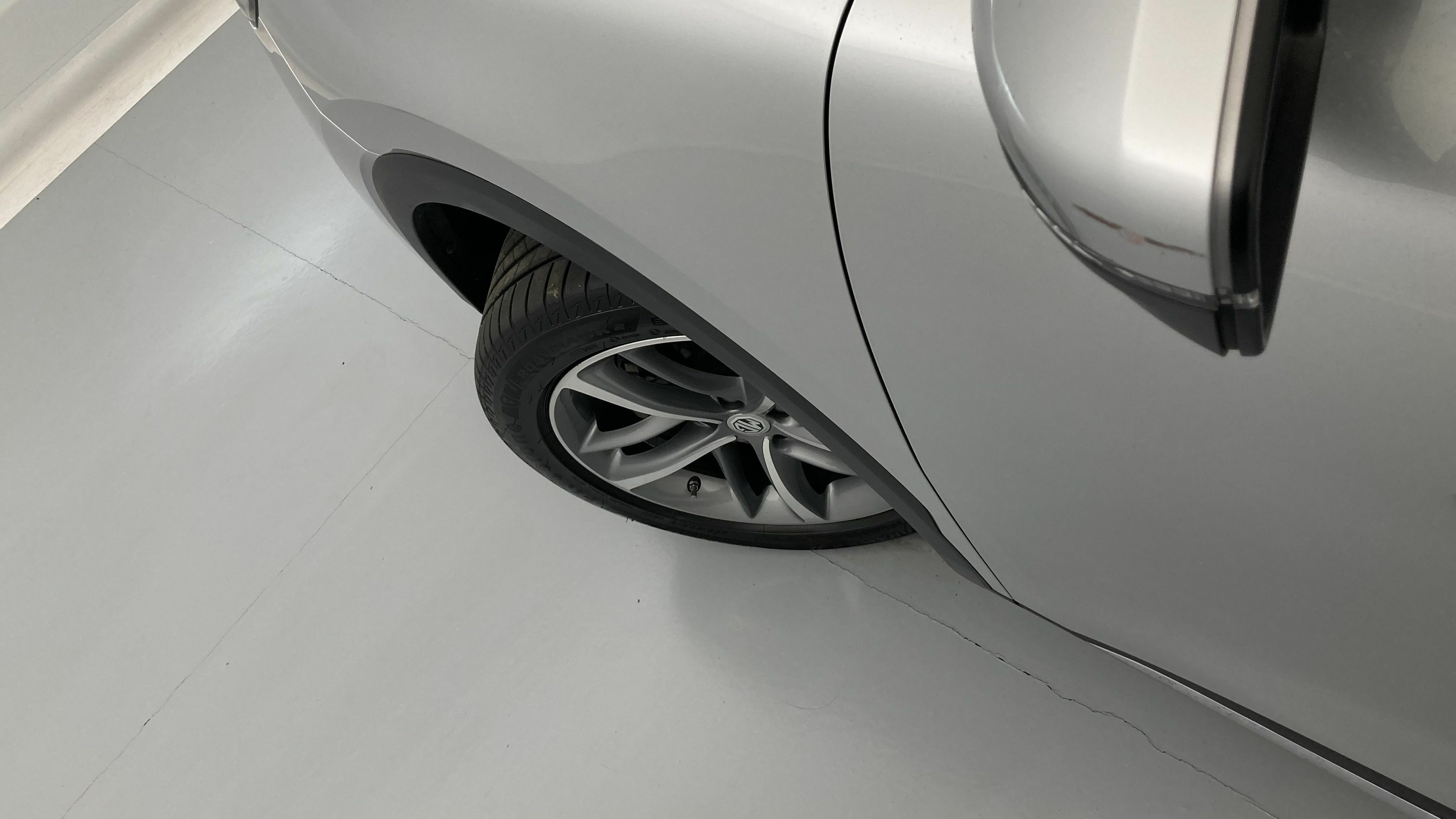 mg hs luxury 1.5 T-GDI 162 2023 silver 27