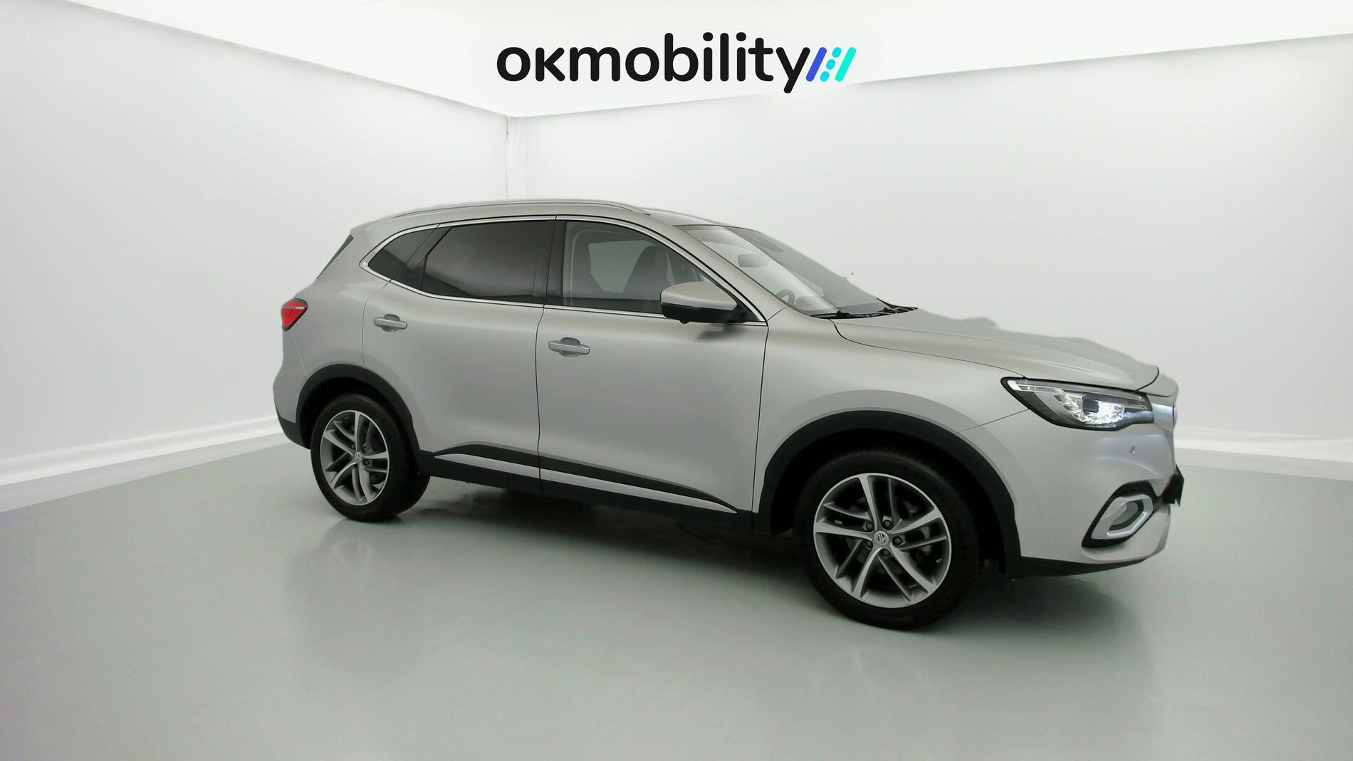 mg hs luxury 1.5 T-GDI 162 2023 silver 2