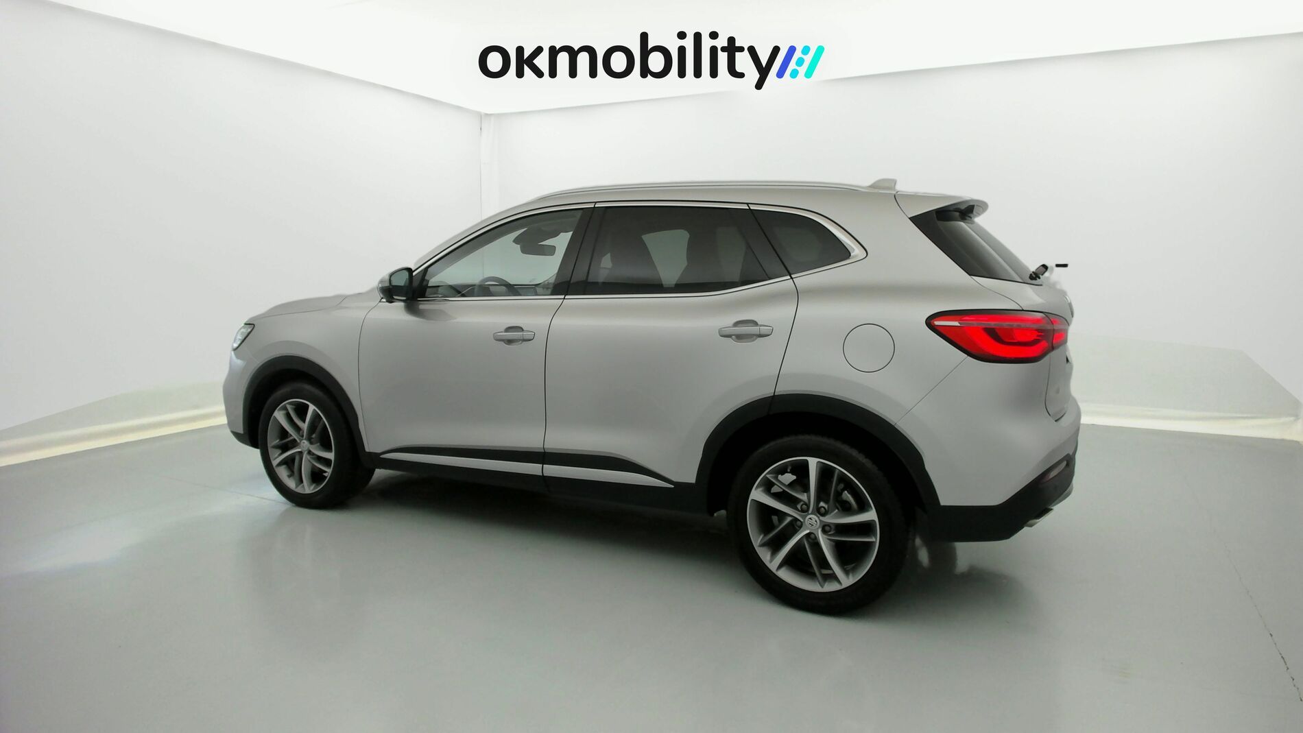 mg hs luxury 1.5 T-GDI 162 2023 silver 7