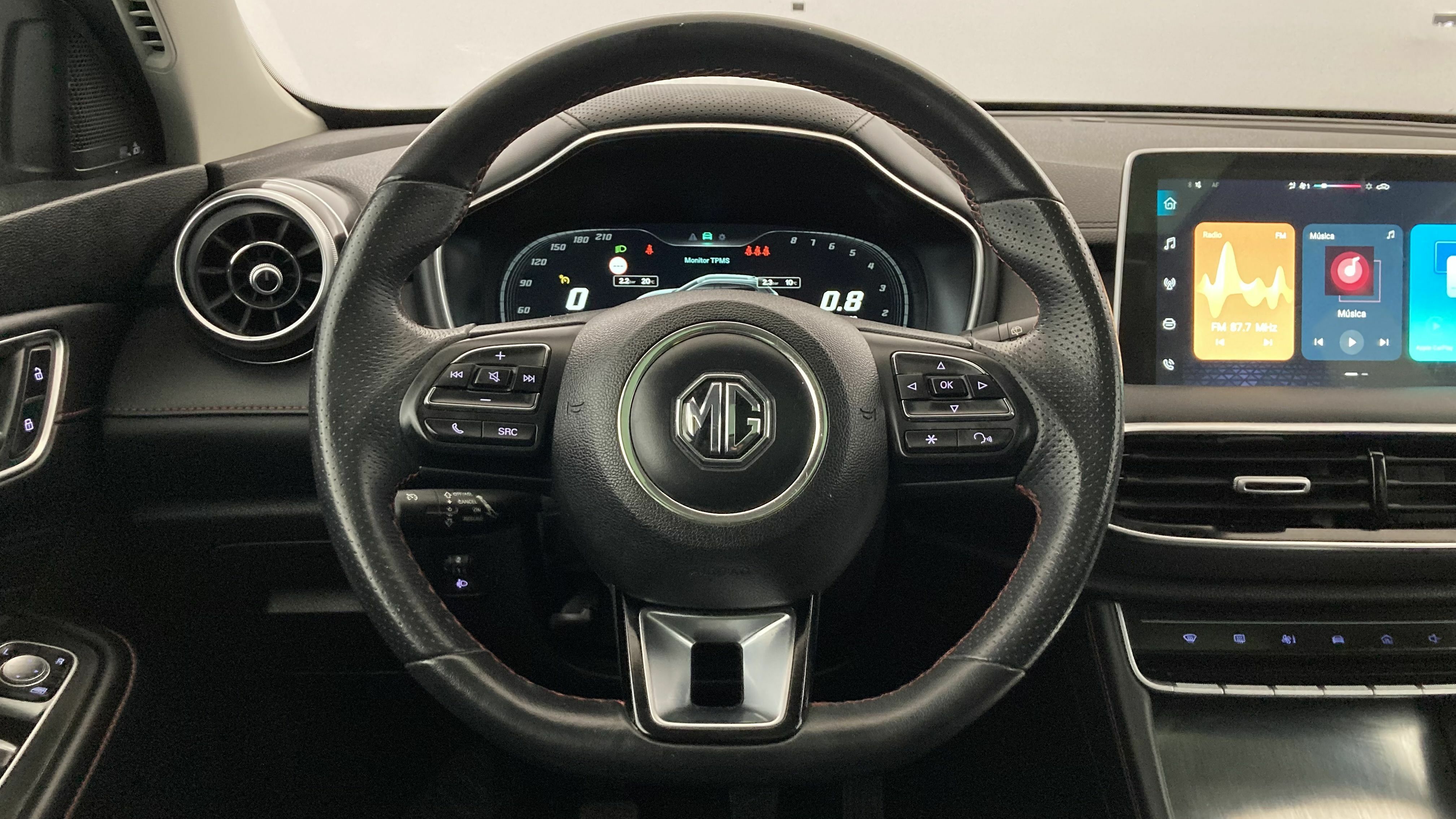 mg hs luxury 1.5 T-GDI 162 2023 black 17