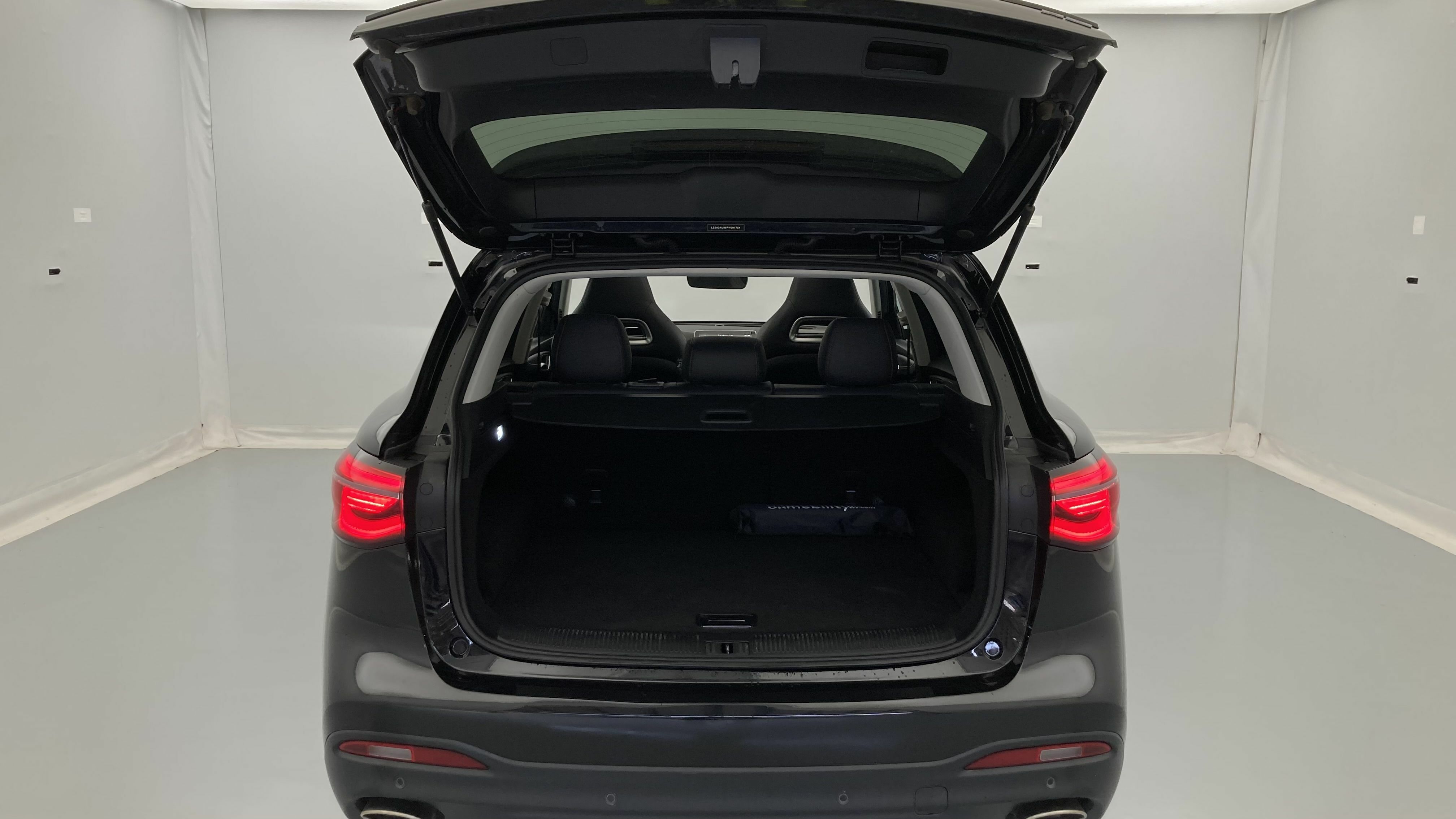 mg hs luxury 1.5 T-GDI 162 2023 black 24