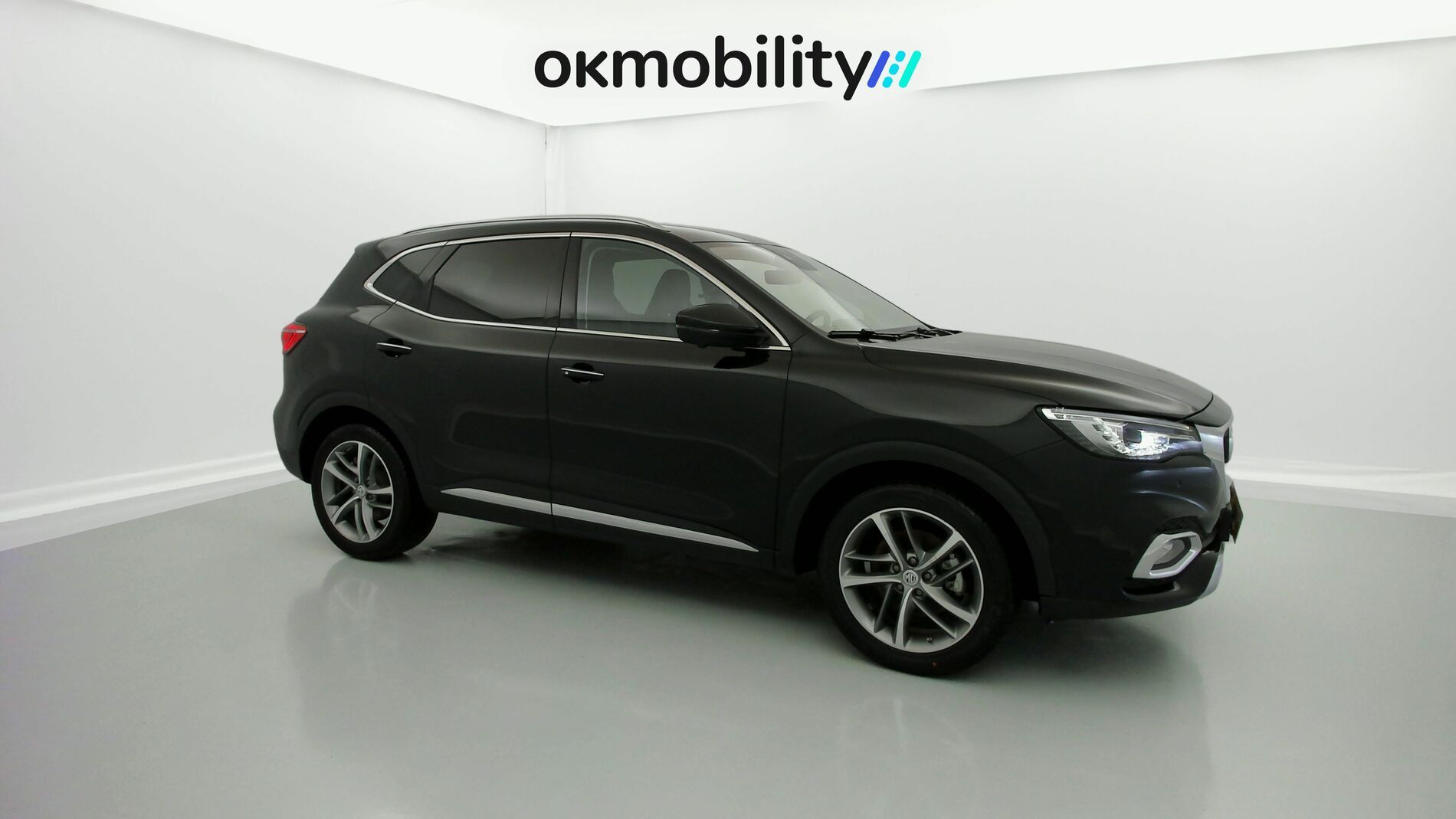 mg hs luxury 1.5 T-GDI 162 2023 black 2
