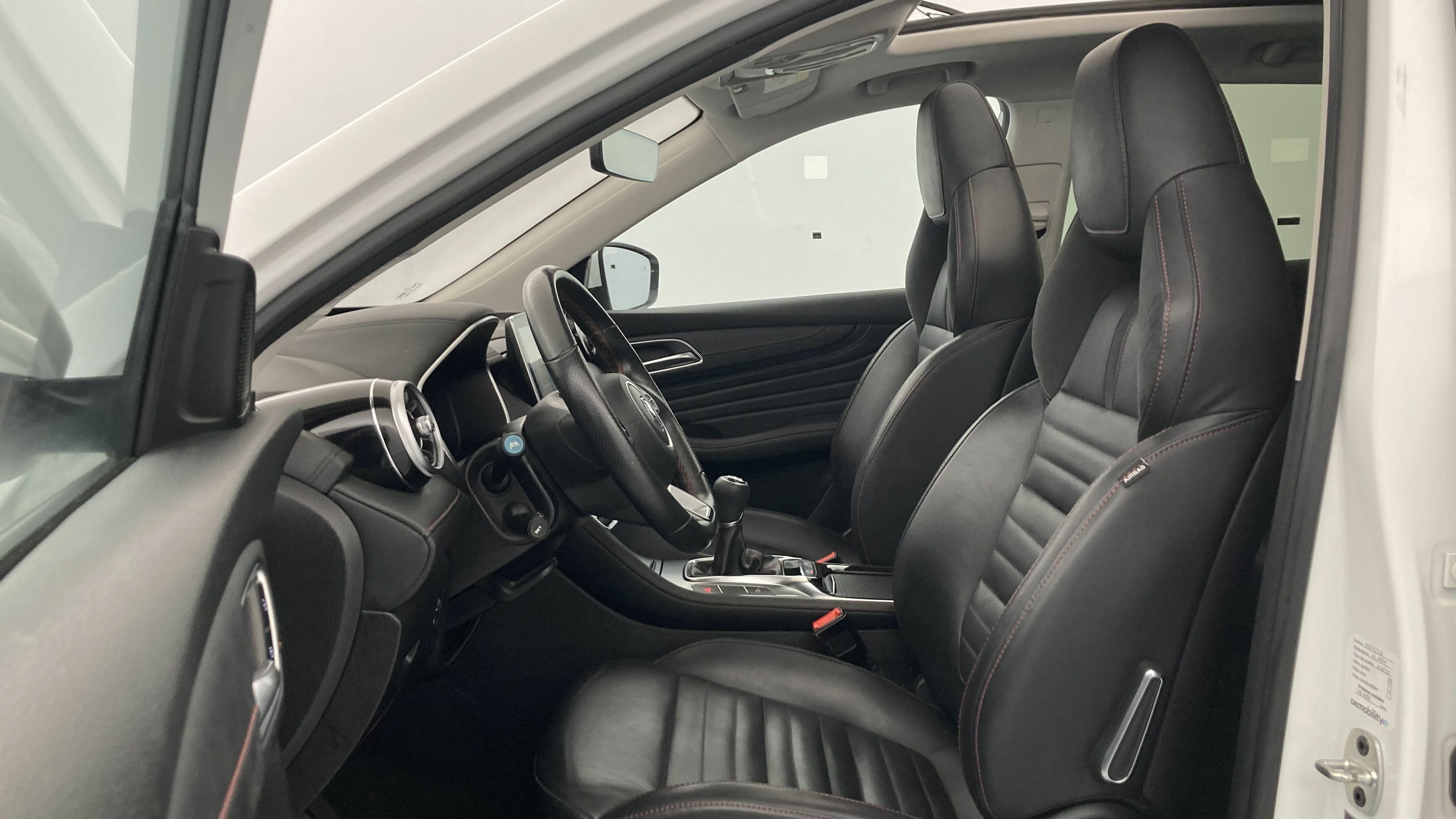 mg hs luxury 1.5 T-GDI 162 2023 white 14