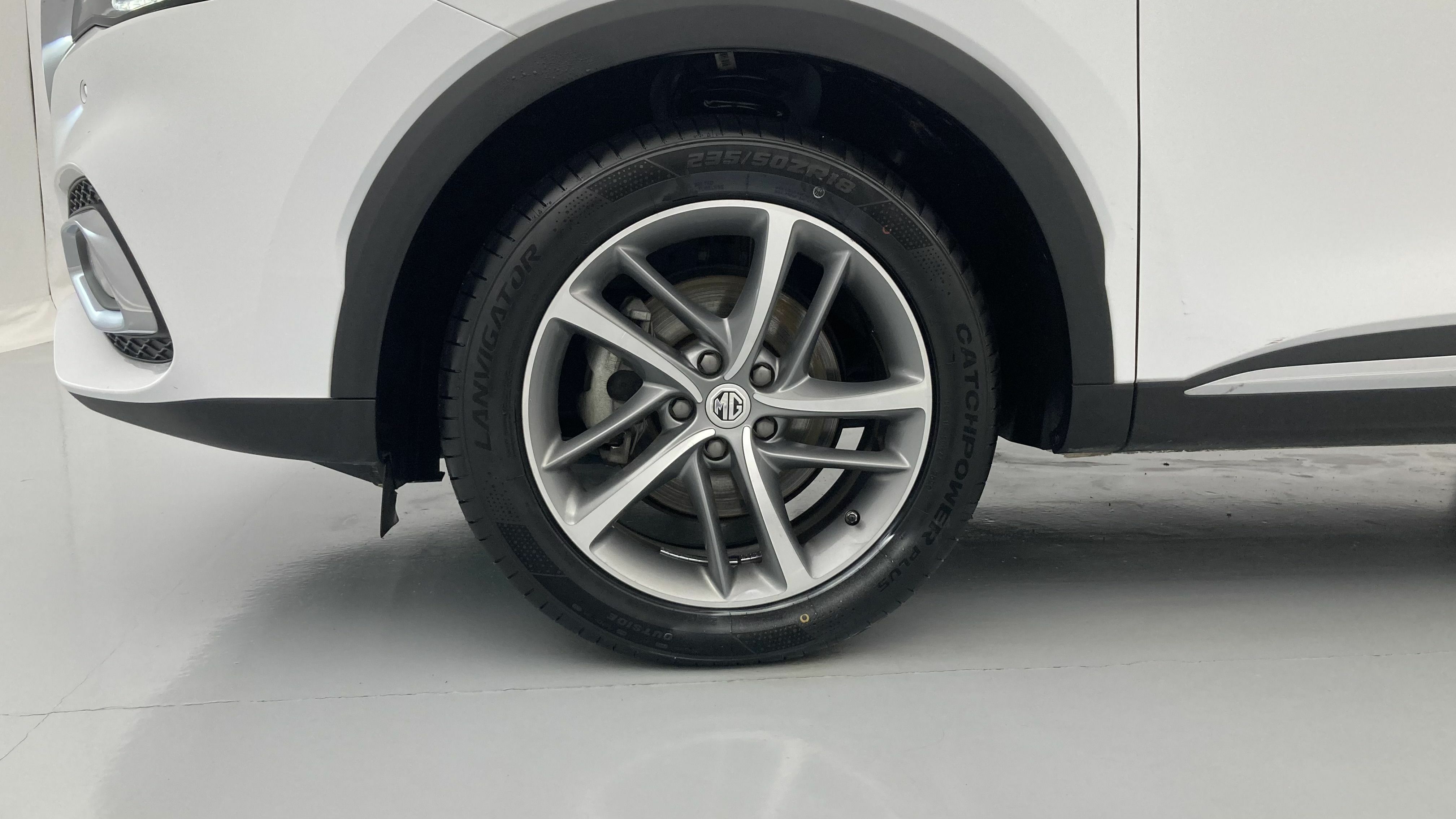 mg hs luxury 1.5 T-GDI 162 2023 white 27