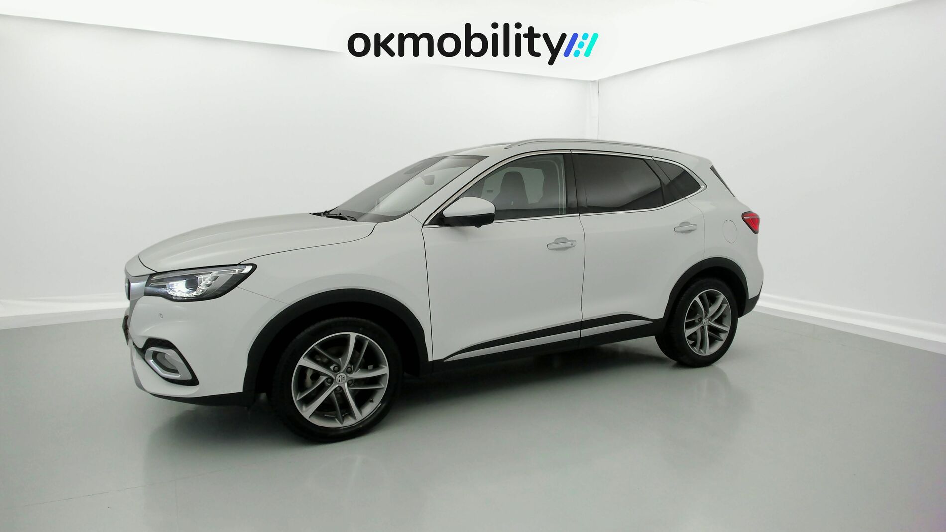 mg hs luxury 1.5 T-GDI 162 2023 white 5