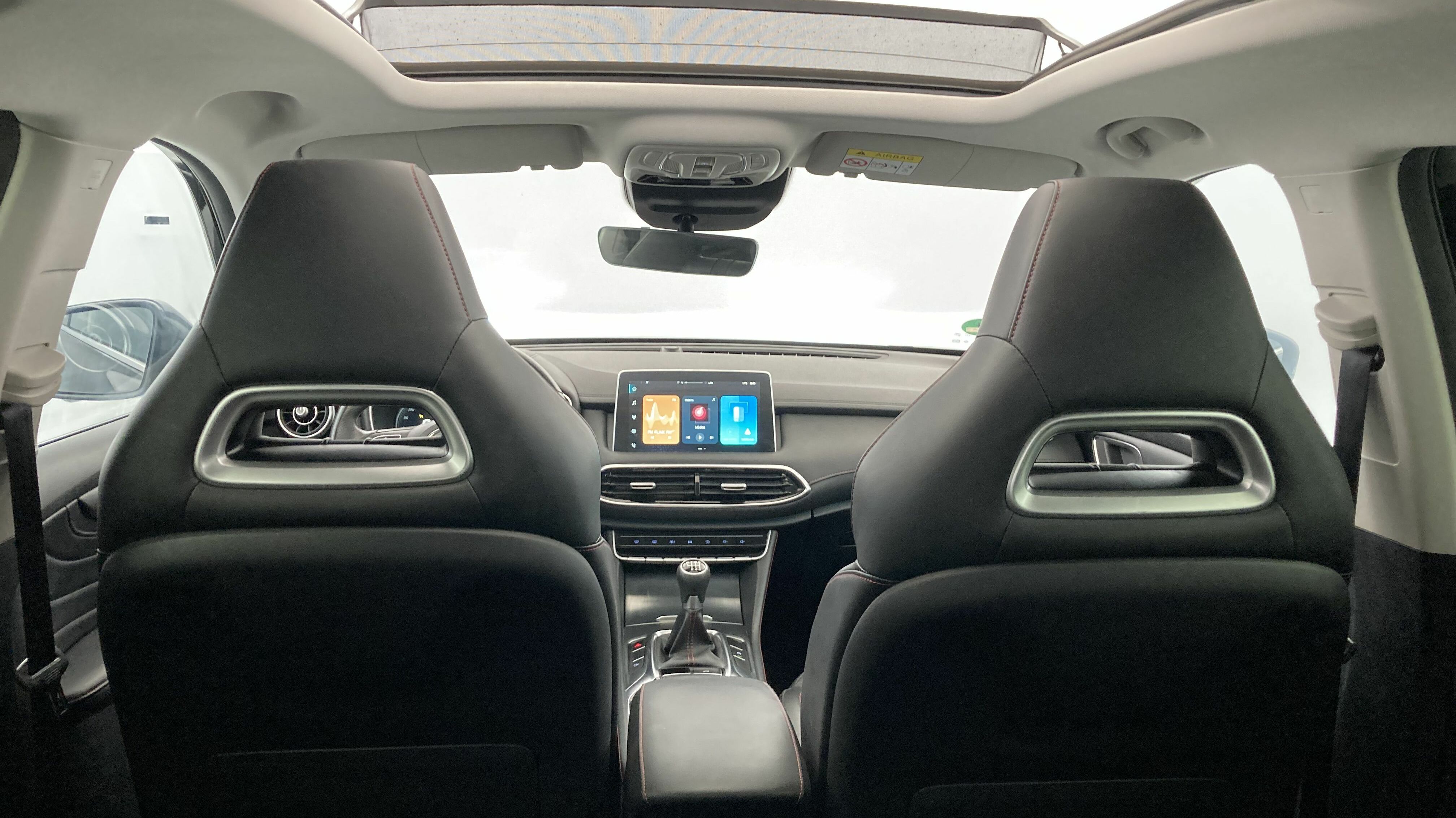 mg hs luxury 1.5 T-GDI 162 2023 pebble black 32