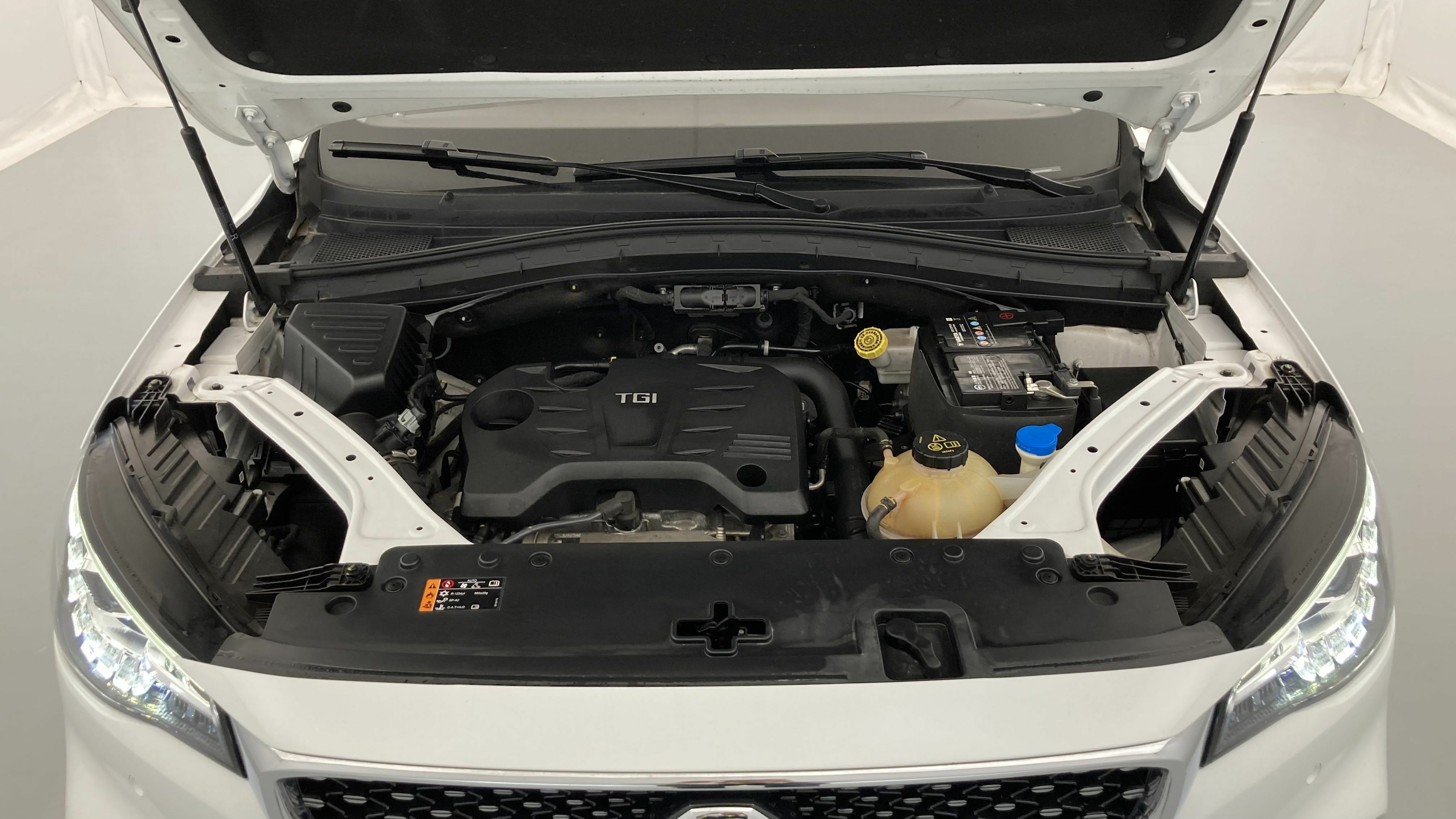 mg hs luxury 1.5 T-GDI 162 2023 white 25