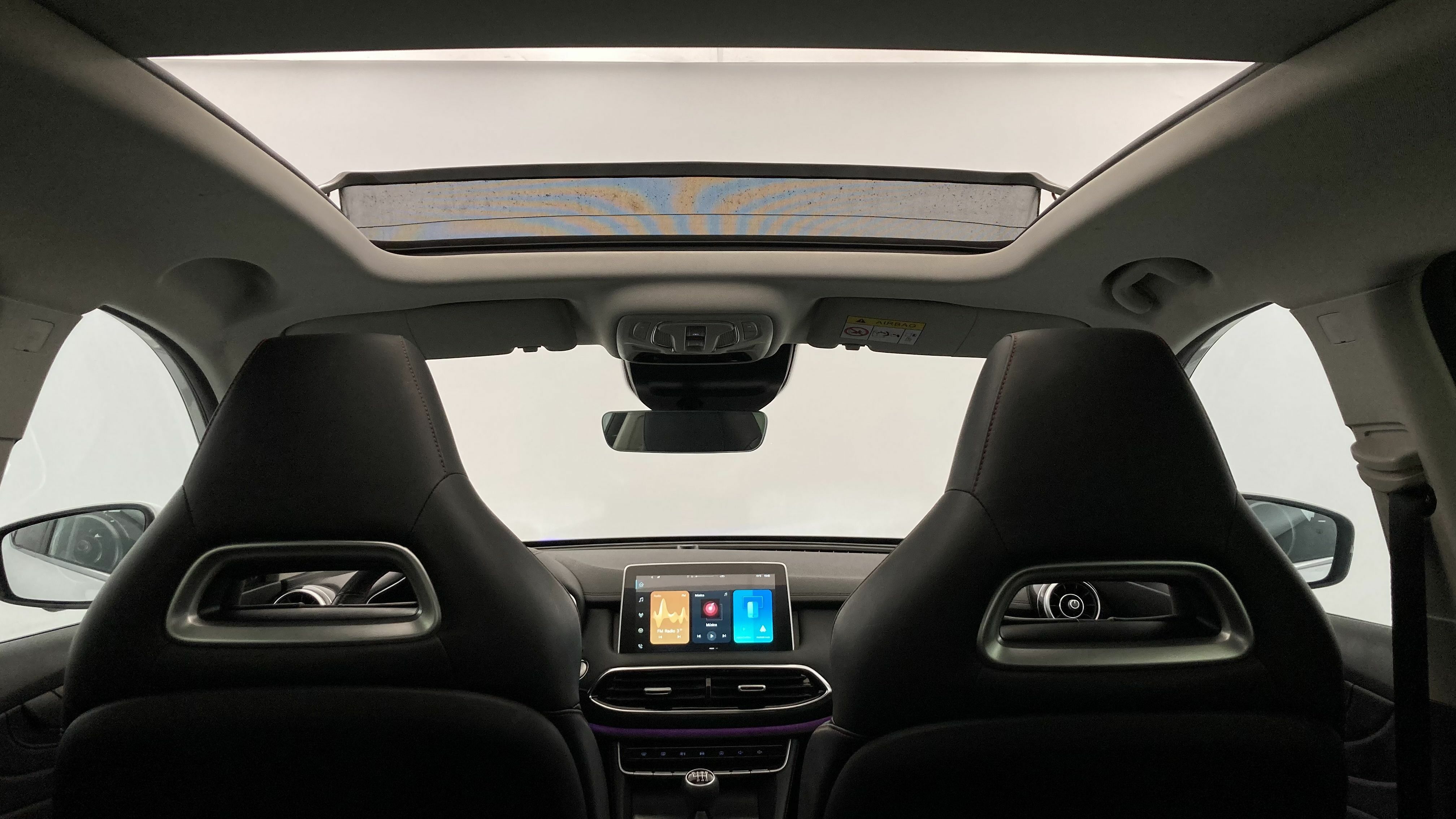 mg hs luxury 1.5 T-GDI 162 2023 white 35