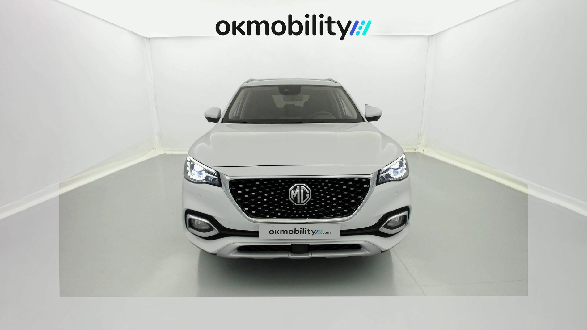 mg hs luxury 1.5 T-GDI 162 2023 white 4