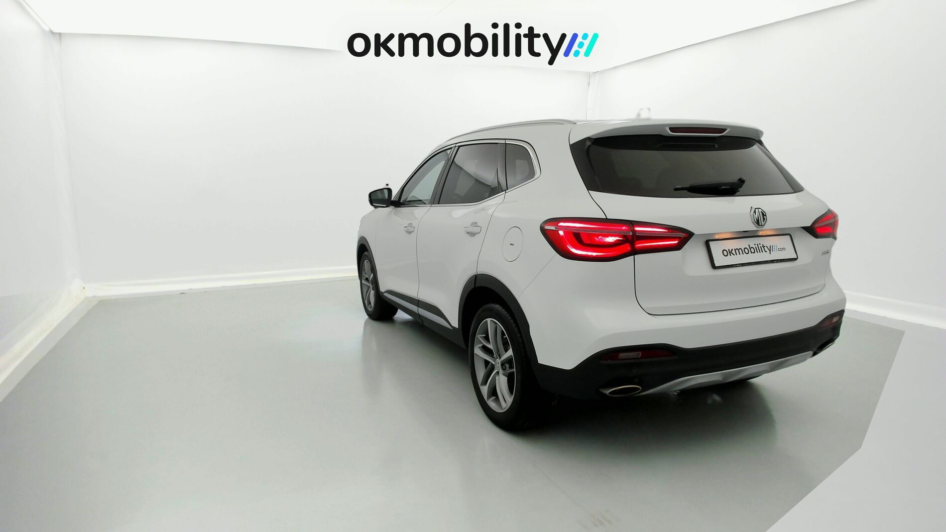 mg hs luxury 1.5 T-GDI 162 2023 white 9