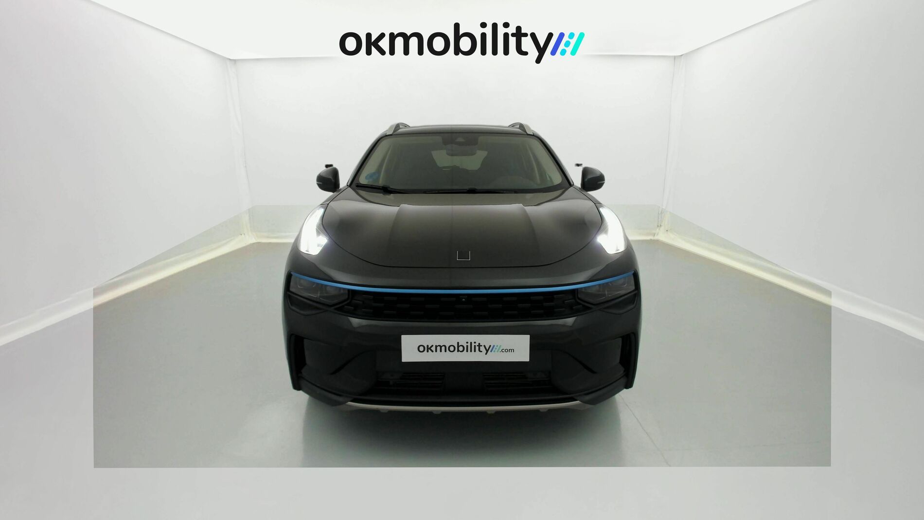 lynk&co 1 nv 1.5 PHEV 261 2022 black 4