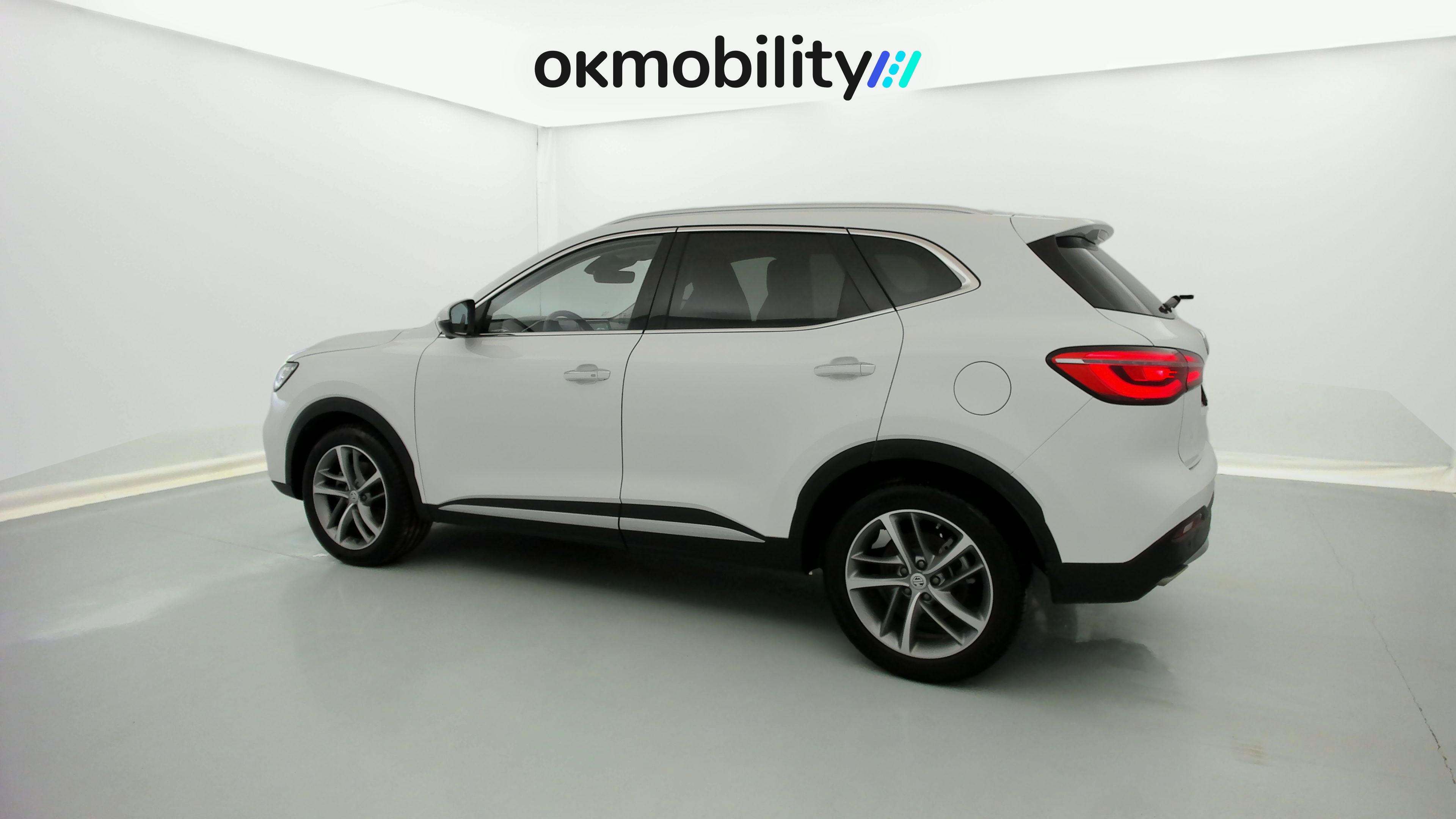 mg hs luxury 1.5 T-GDI 162 2023 white 8