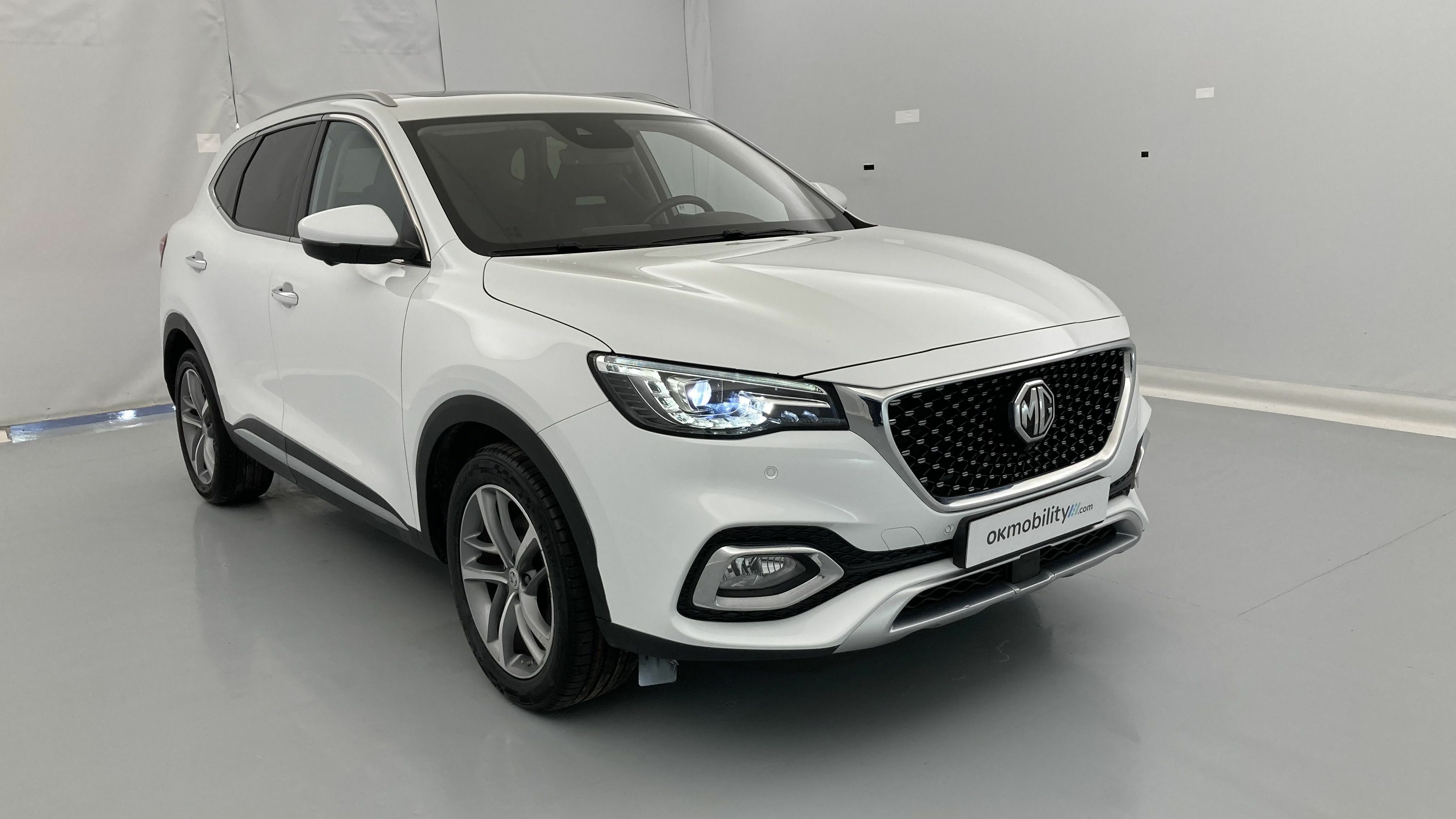 mg hs luxury 1.5 T-GDI 162 2023 white 22