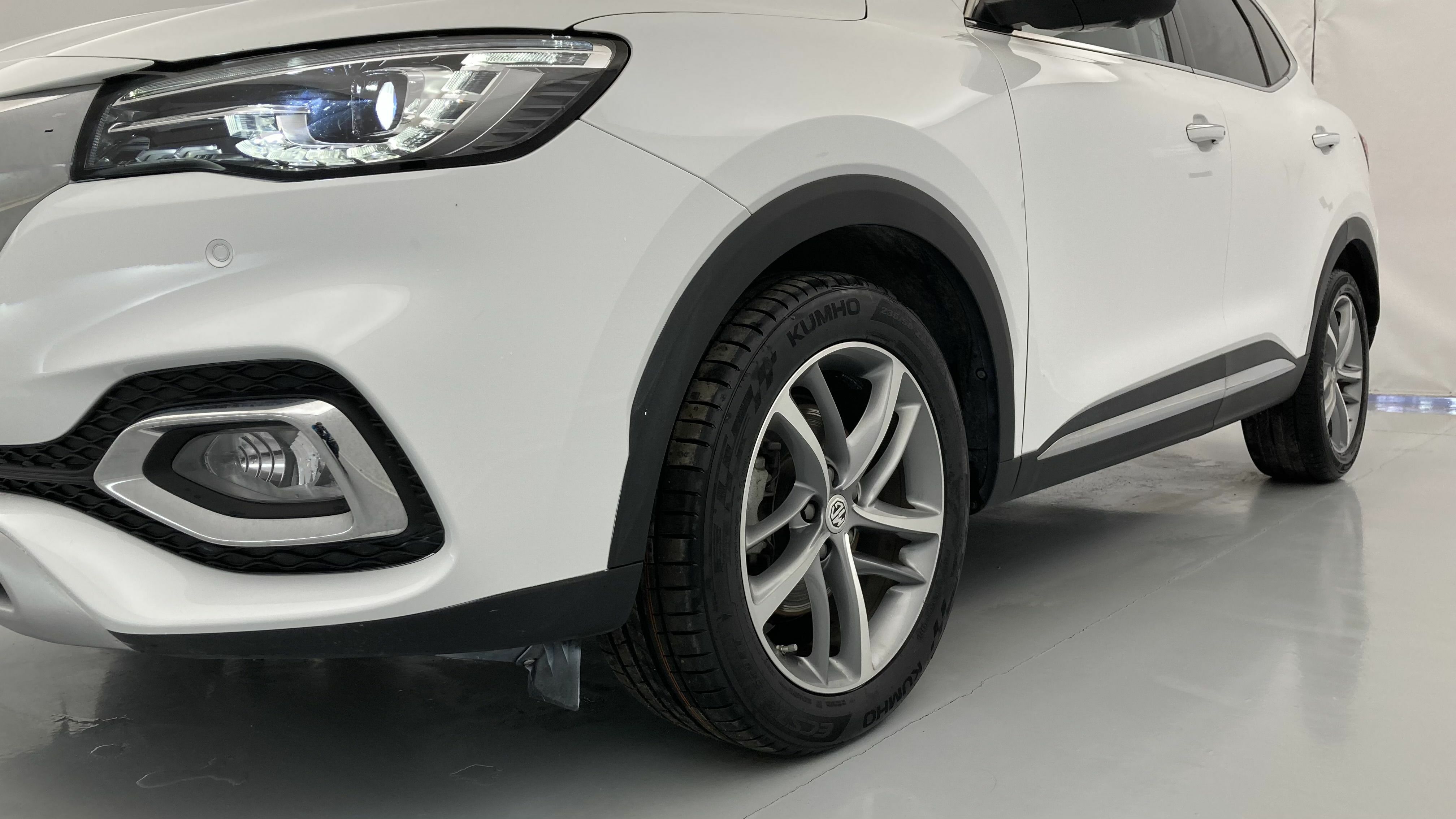 mg hs luxury 1.5 T-GDI 162 2023 white 25