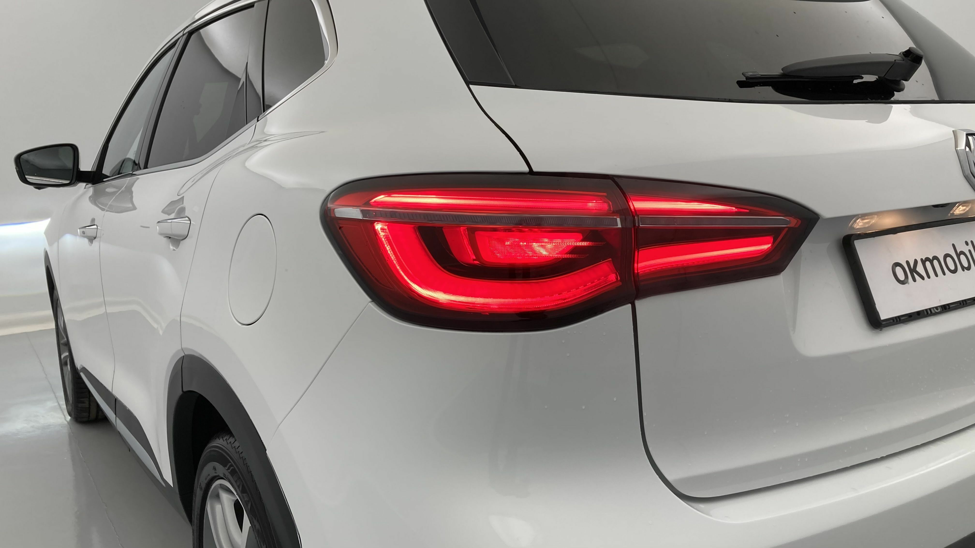 mg hs luxury 1.5 T-GDI 162 2023 white 29