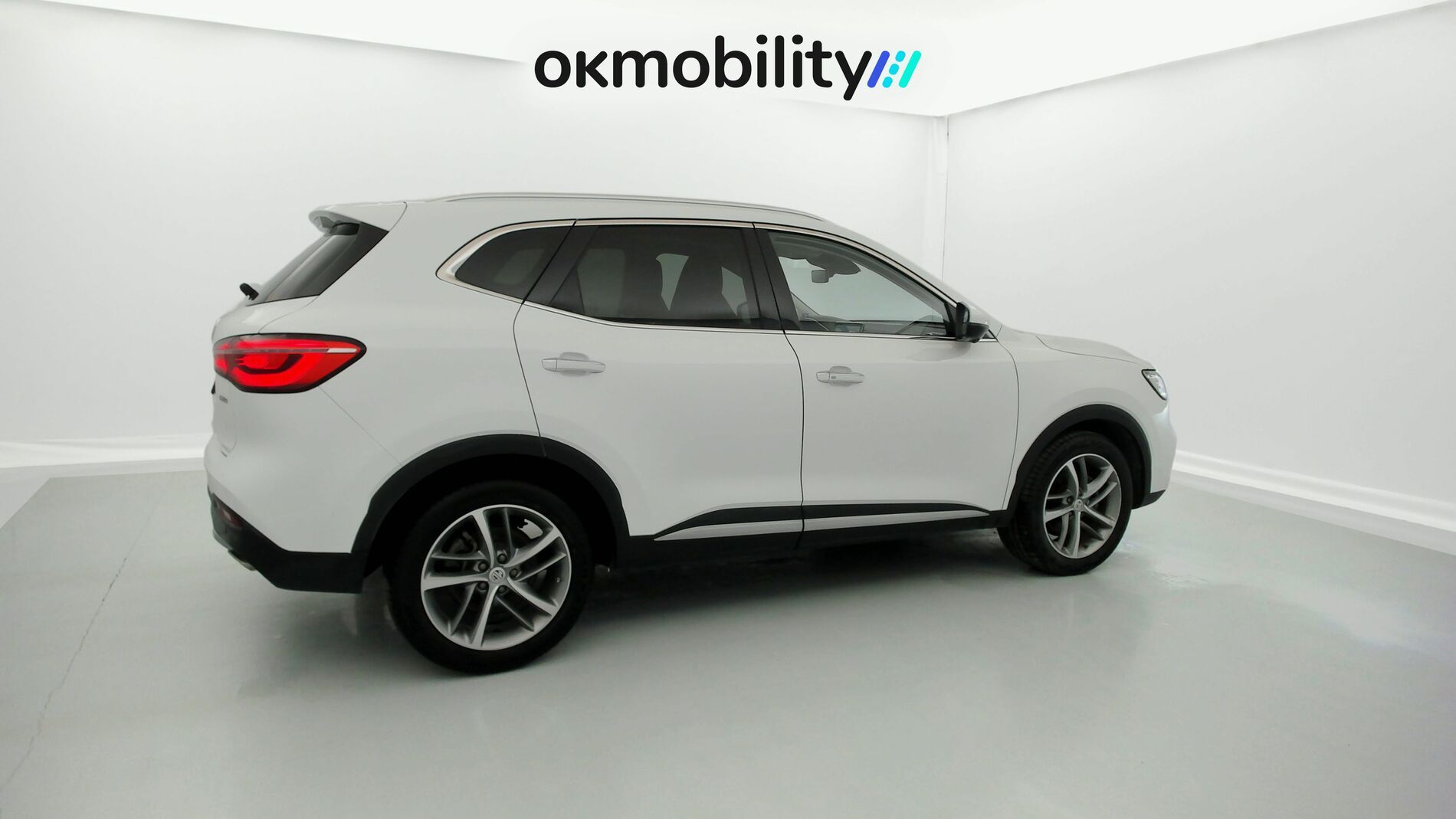 mg hs luxury 1.5 T-GDI 162 2023 white 11