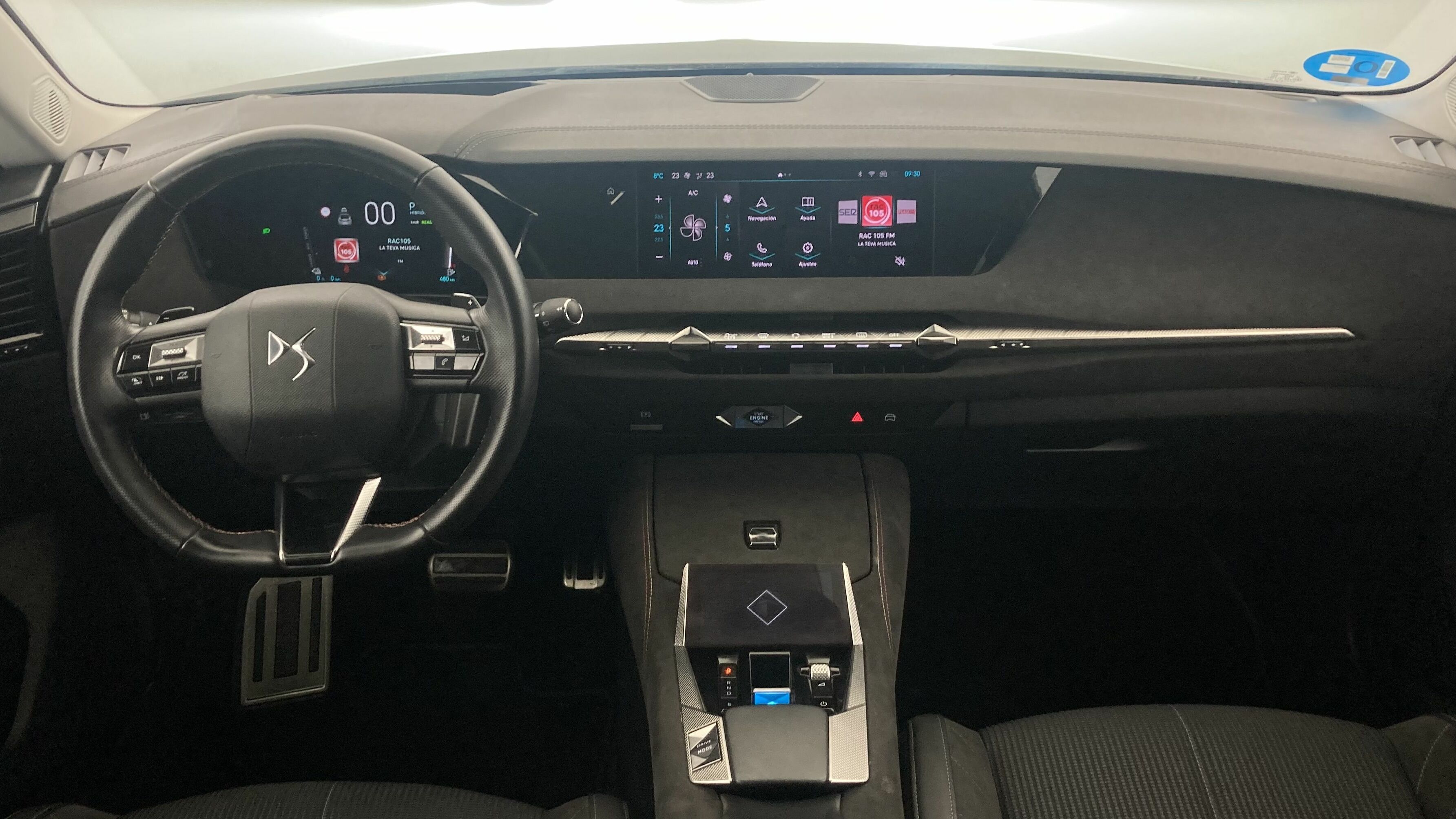 ds ds4 performance line + E-TENSE 225 CA 2023 gris platino 17