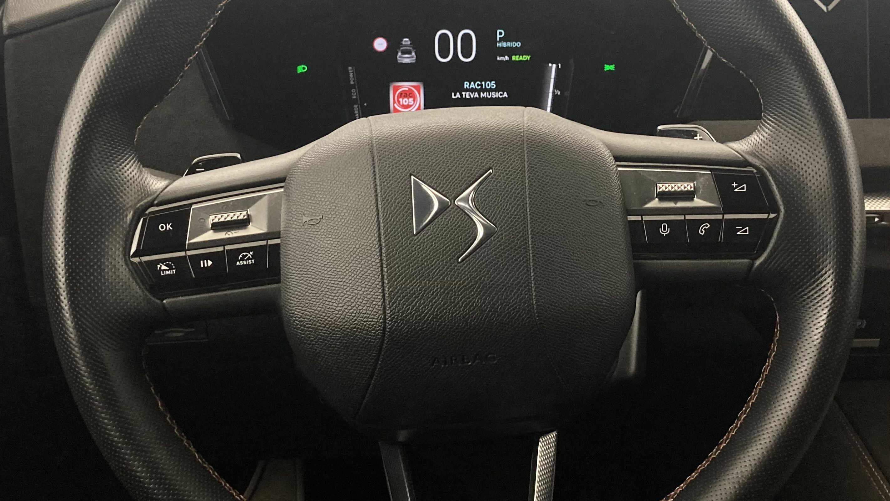 ds ds4 performance line + E-TENSE 225 CA 2023 gris platino 18